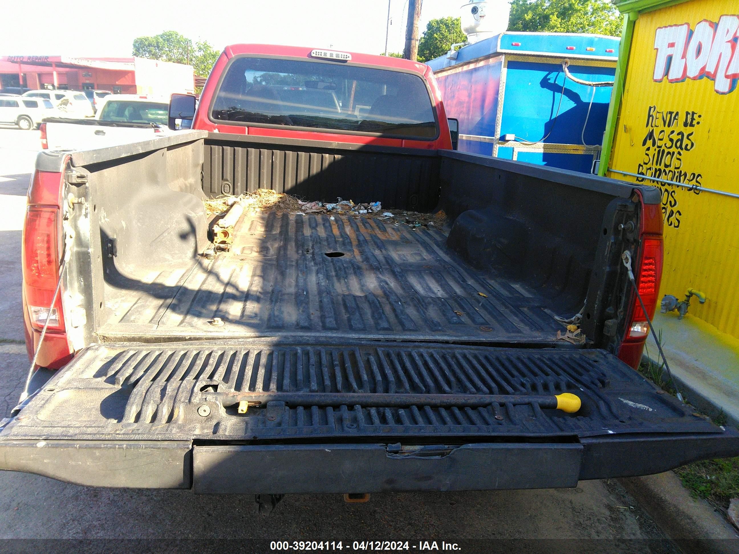 Photo 5 VIN: 1FTSF31F0XEC21705 - FORD F350 