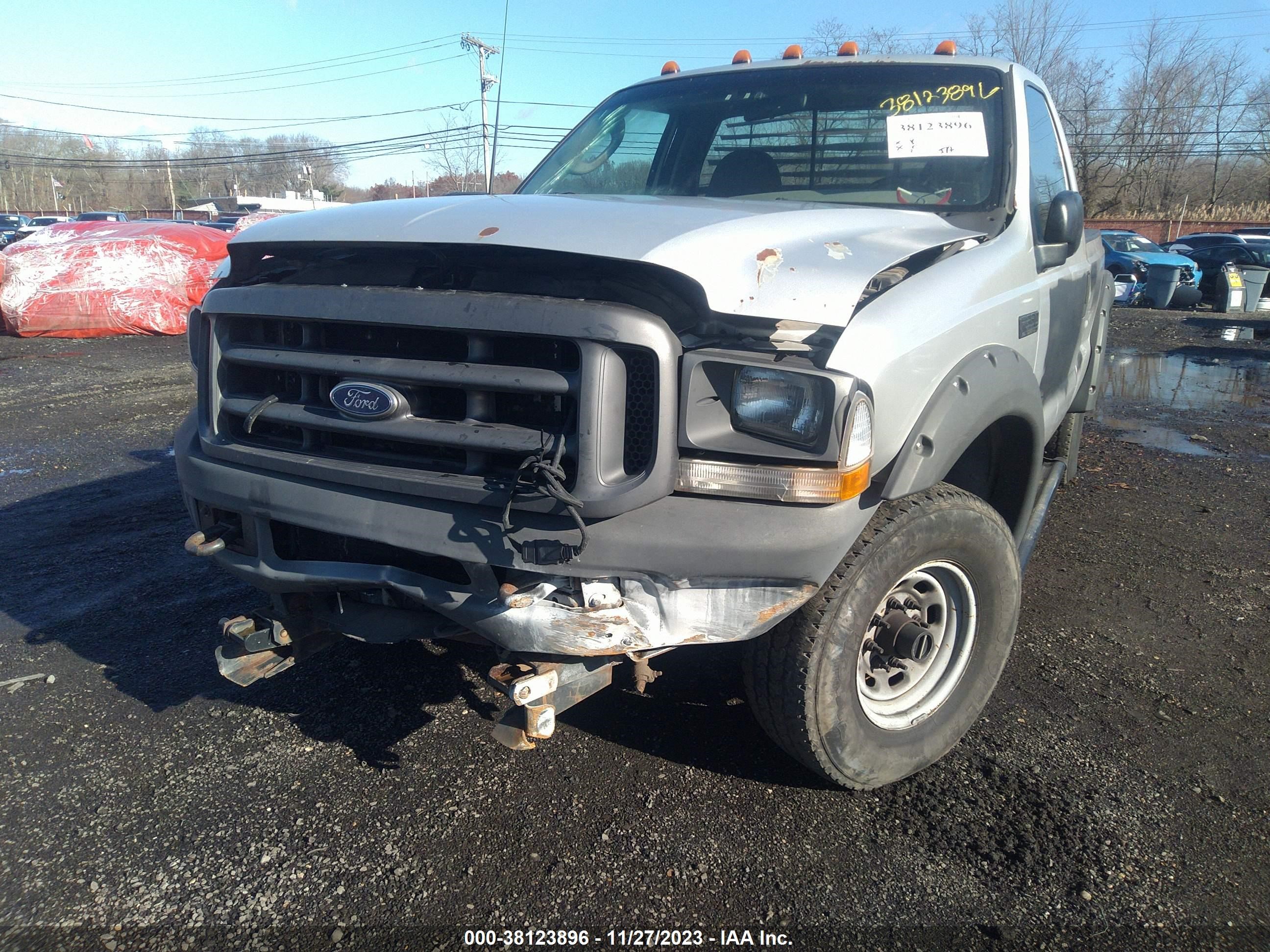 Photo 5 VIN: 1FTSF31F83EB13679 - FORD F350 