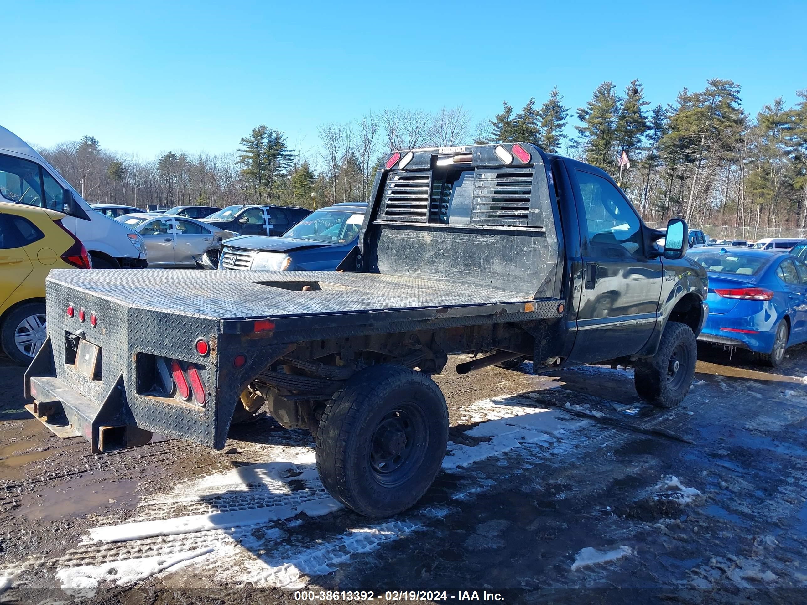 Photo 11 VIN: 1FTSF31F93EA53864 - FORD F350 