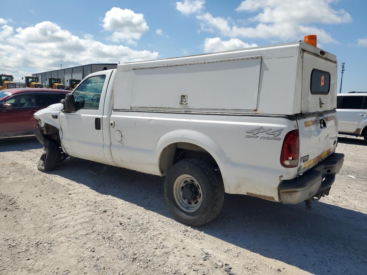 Photo 2 VIN: 1FTSF31L2YEC49416 - FORD F350 