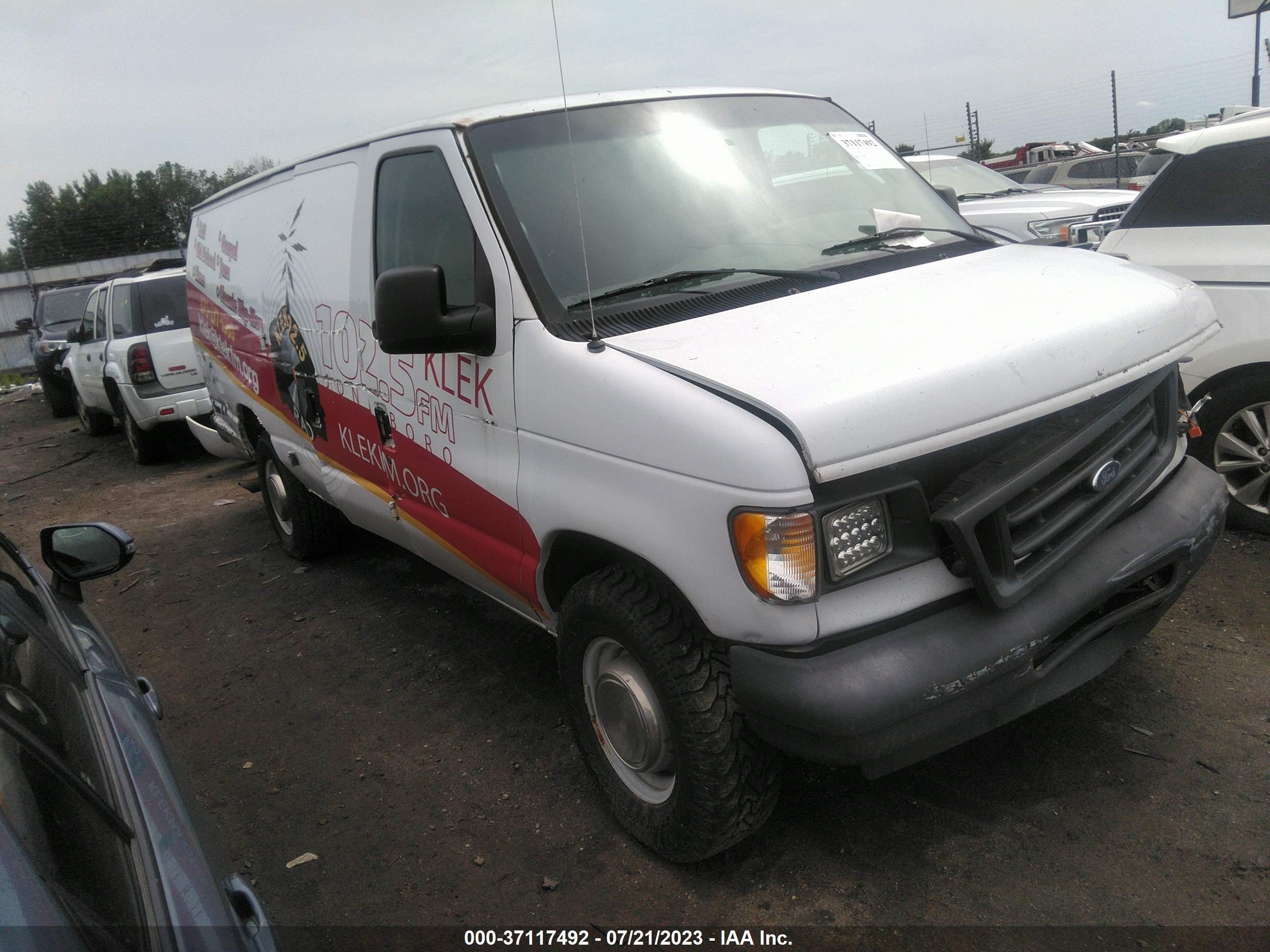 Photo 0 VIN: 1FTSS34F63HB12374 - FORD ECONOLINE 