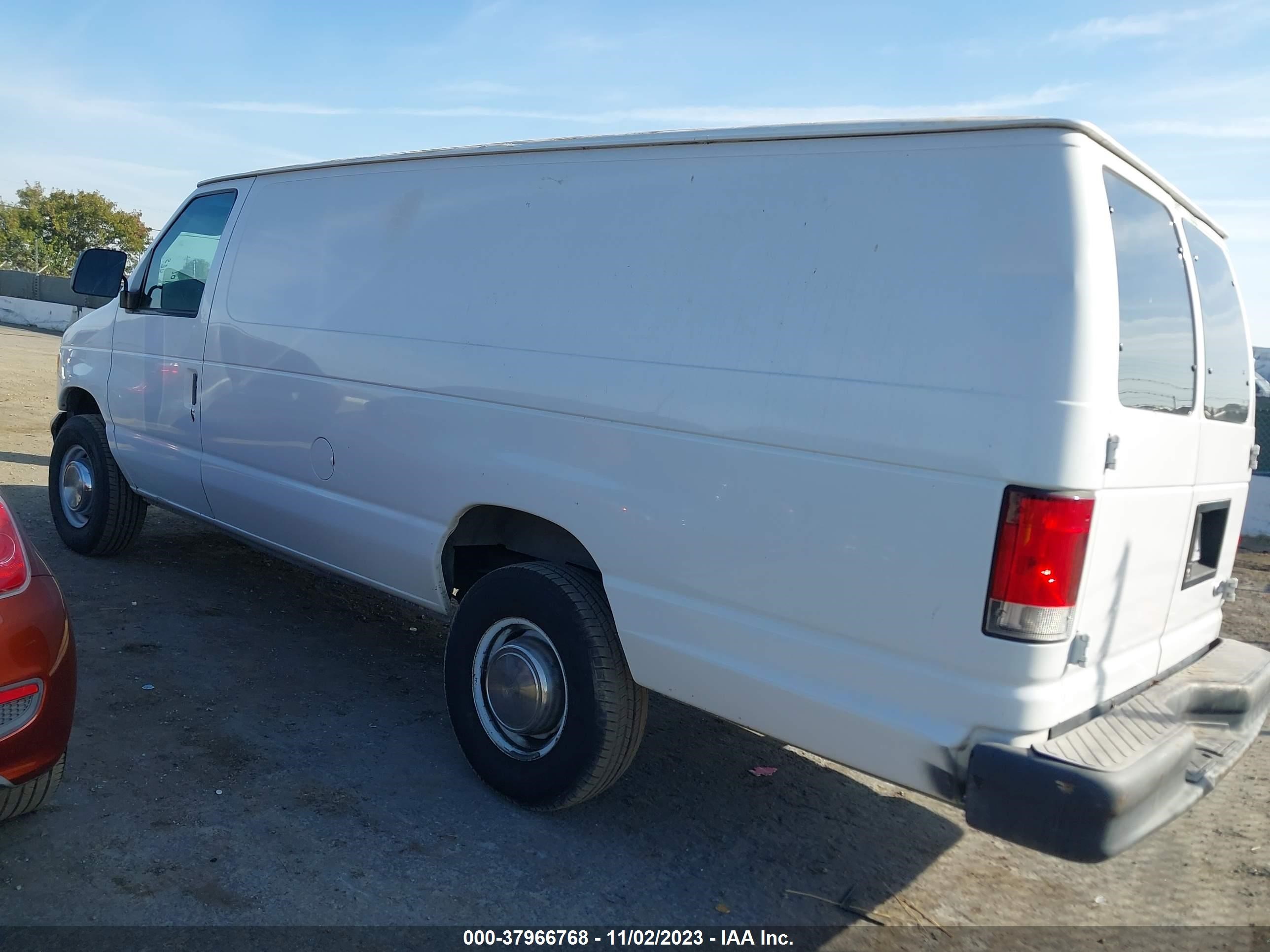 Photo 2 VIN: 1FTSS34L51HA03293 - FORD ECONOLINE 