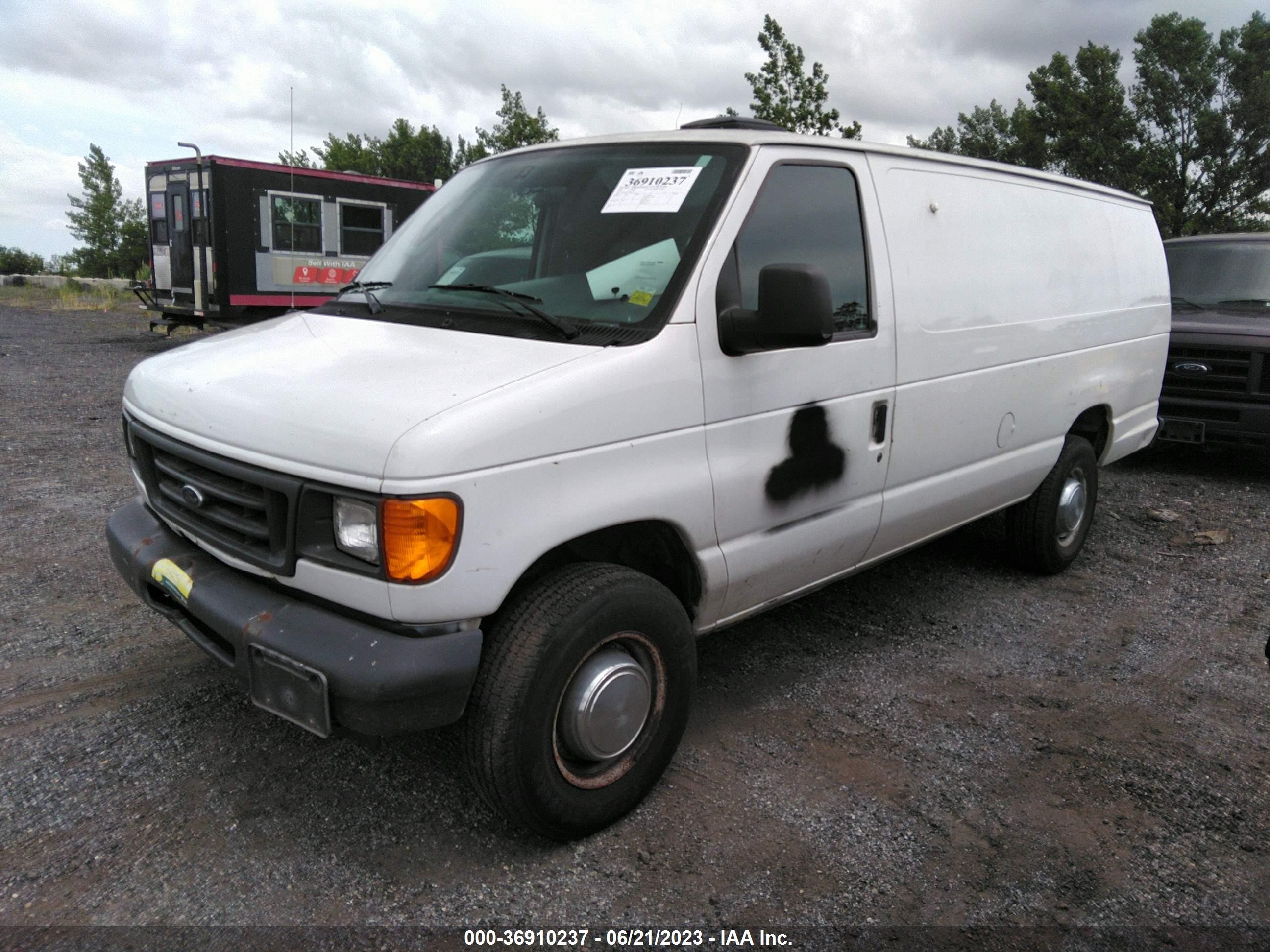 Photo 1 VIN: 1FTSS34L54HB02281 - FORD ECONOLINE 