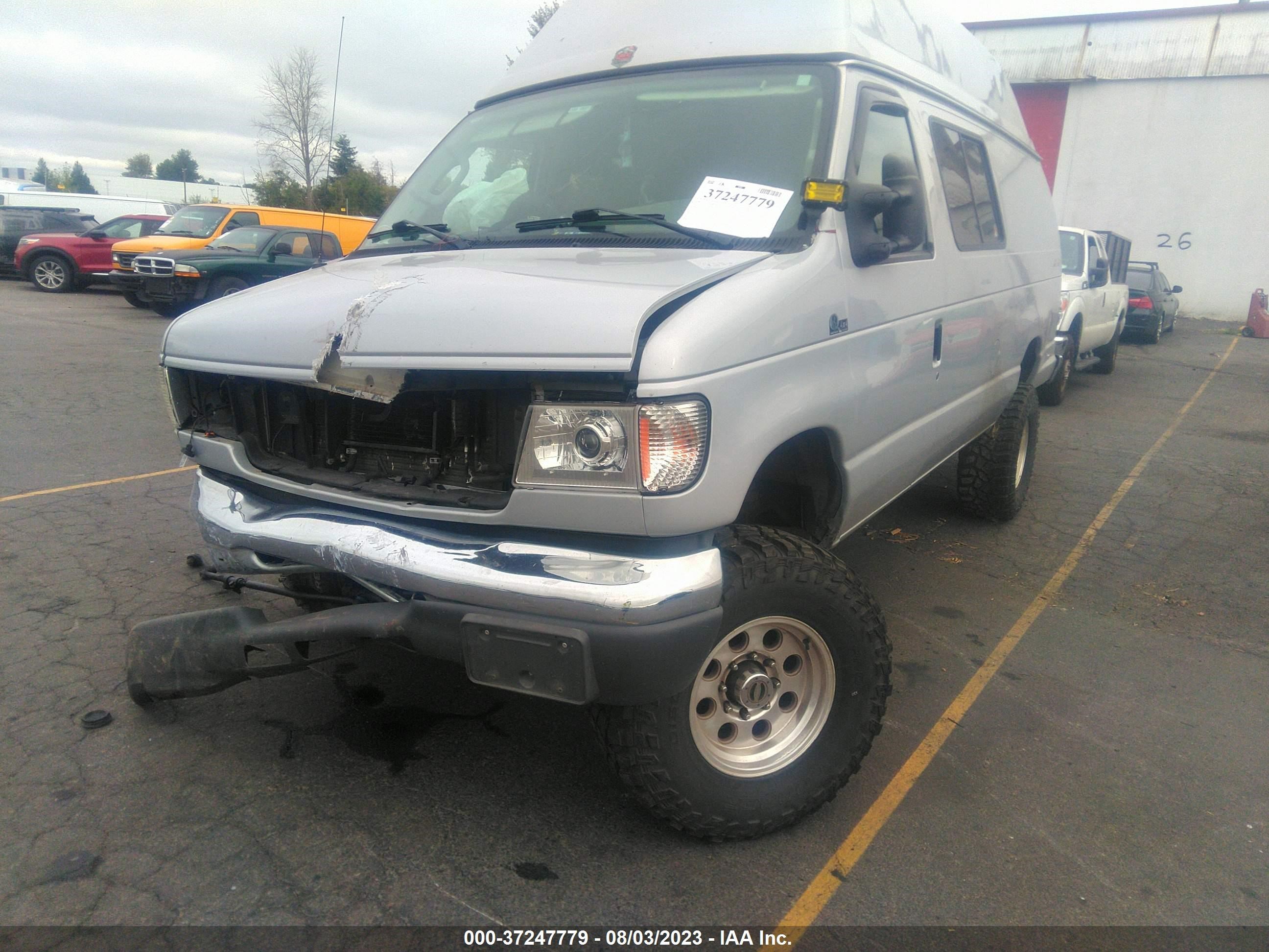 Photo 1 VIN: 1FTSS34P36DA32776 - FORD ECONOLINE 