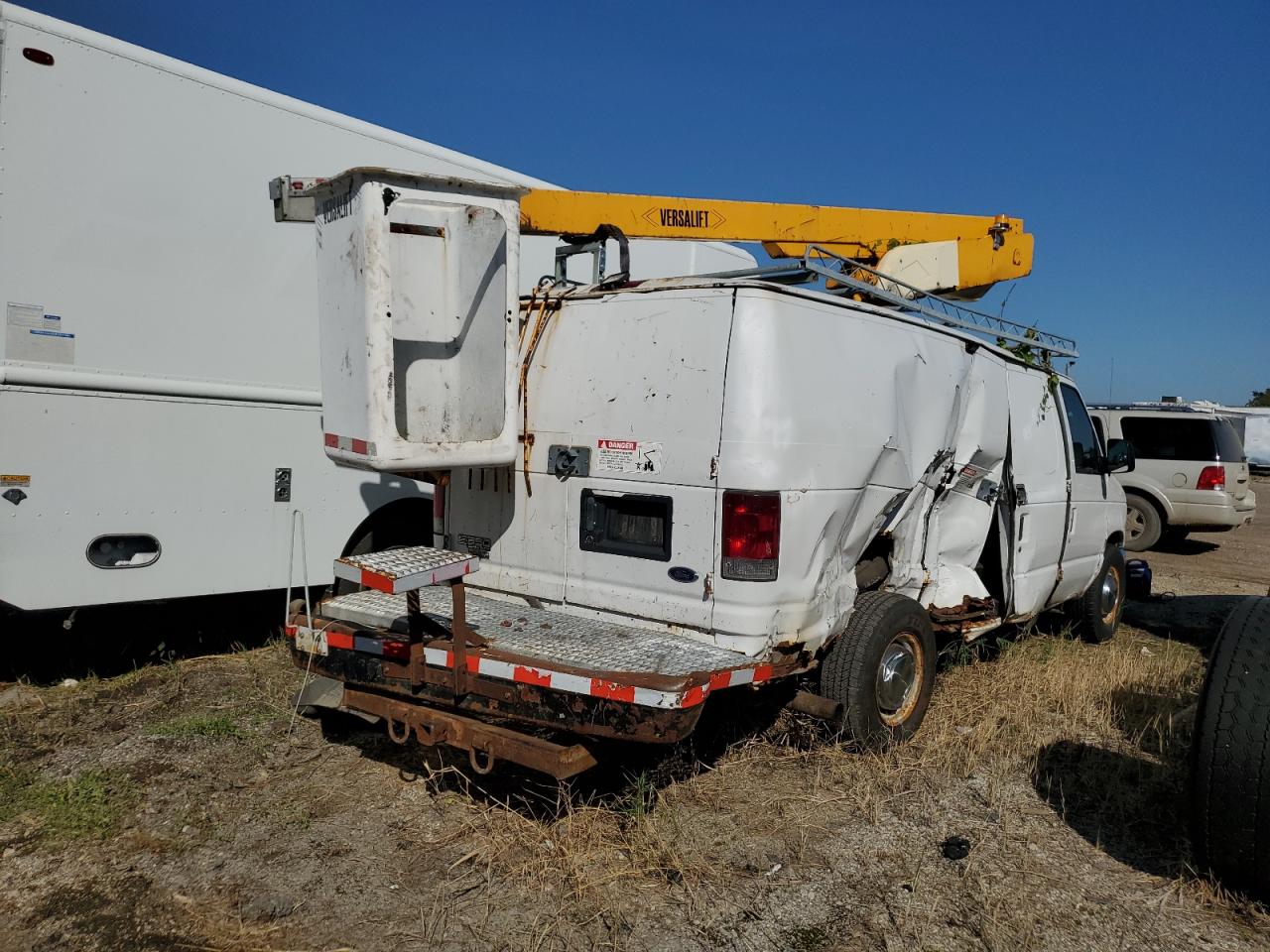 Photo 2 VIN: 1FTSS34P54HB21836 - FORD ECONOLINE 