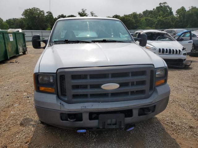 Photo 4 VIN: 1FTSW20525ED33681 - FORD F250 