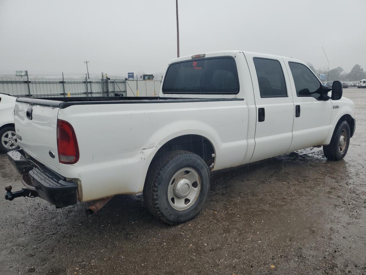 Photo 3 VIN: 1FTSW205X7EA69774 - FORD F250 