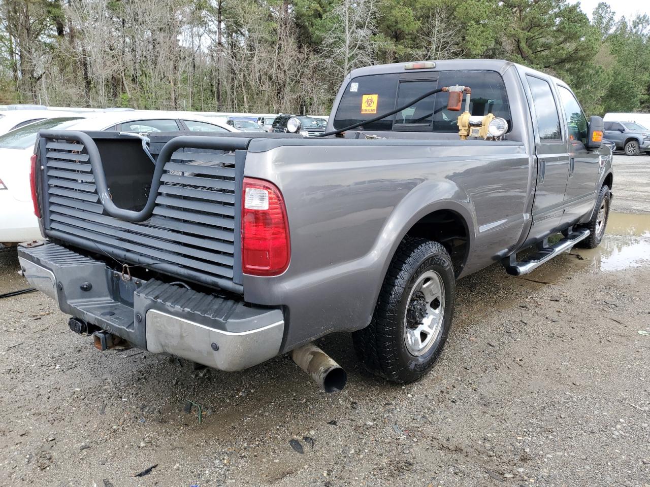 Photo 2 VIN: 1FTSW20R38ED34040 - FORD F250 