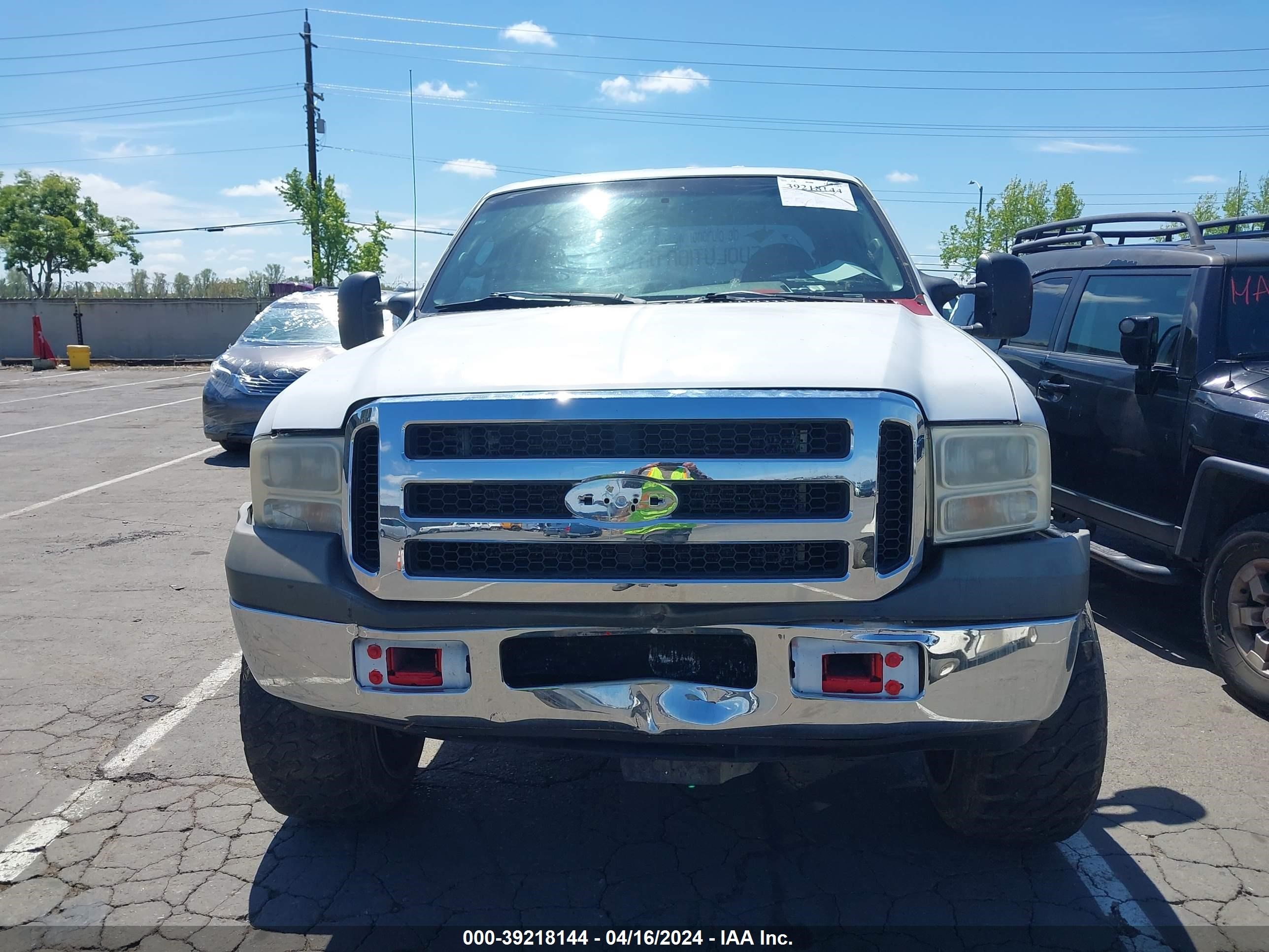 Photo 11 VIN: 1FTSW21535EC82285 - FORD F250 