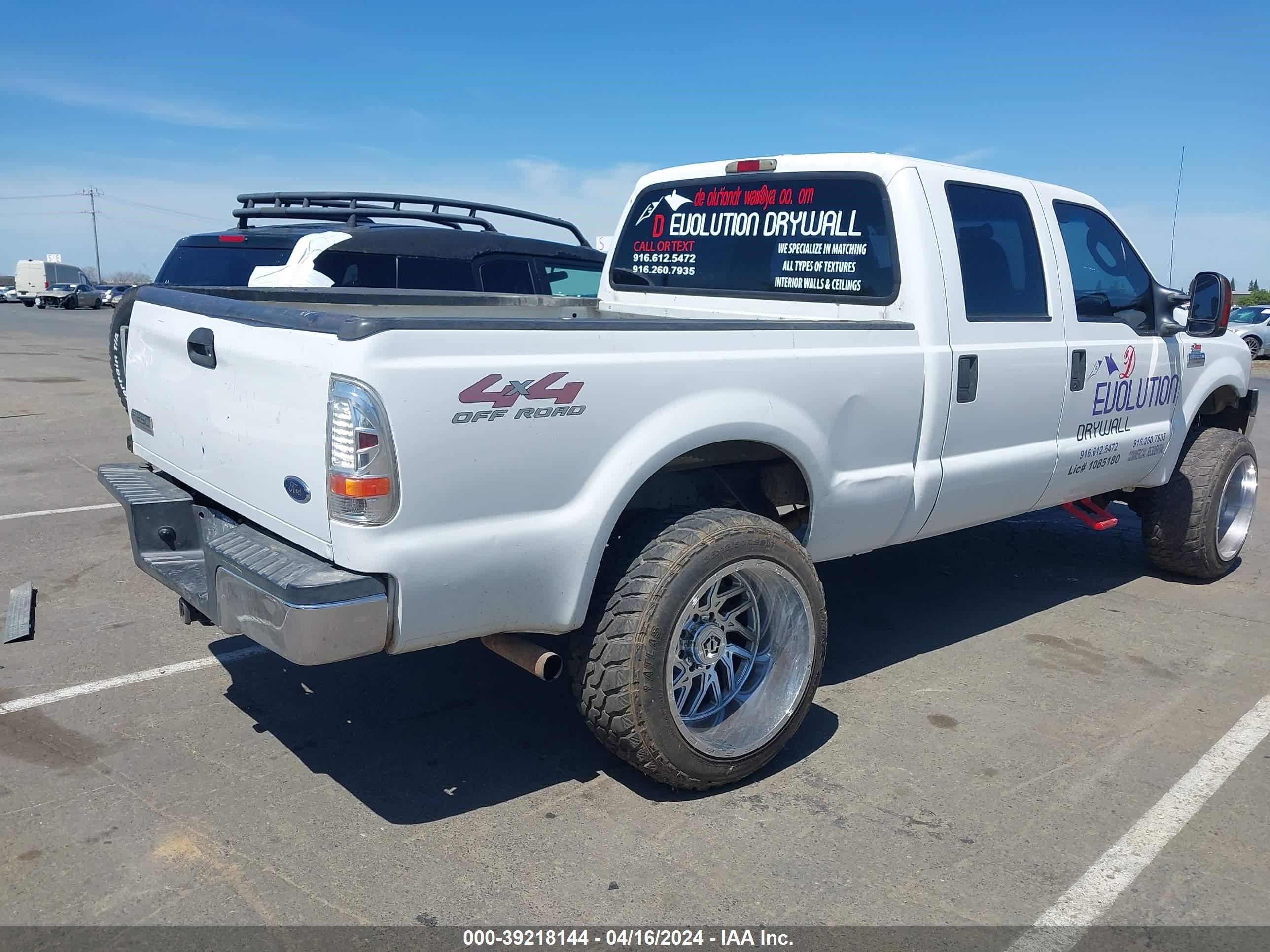 Photo 3 VIN: 1FTSW21535EC82285 - FORD F250 