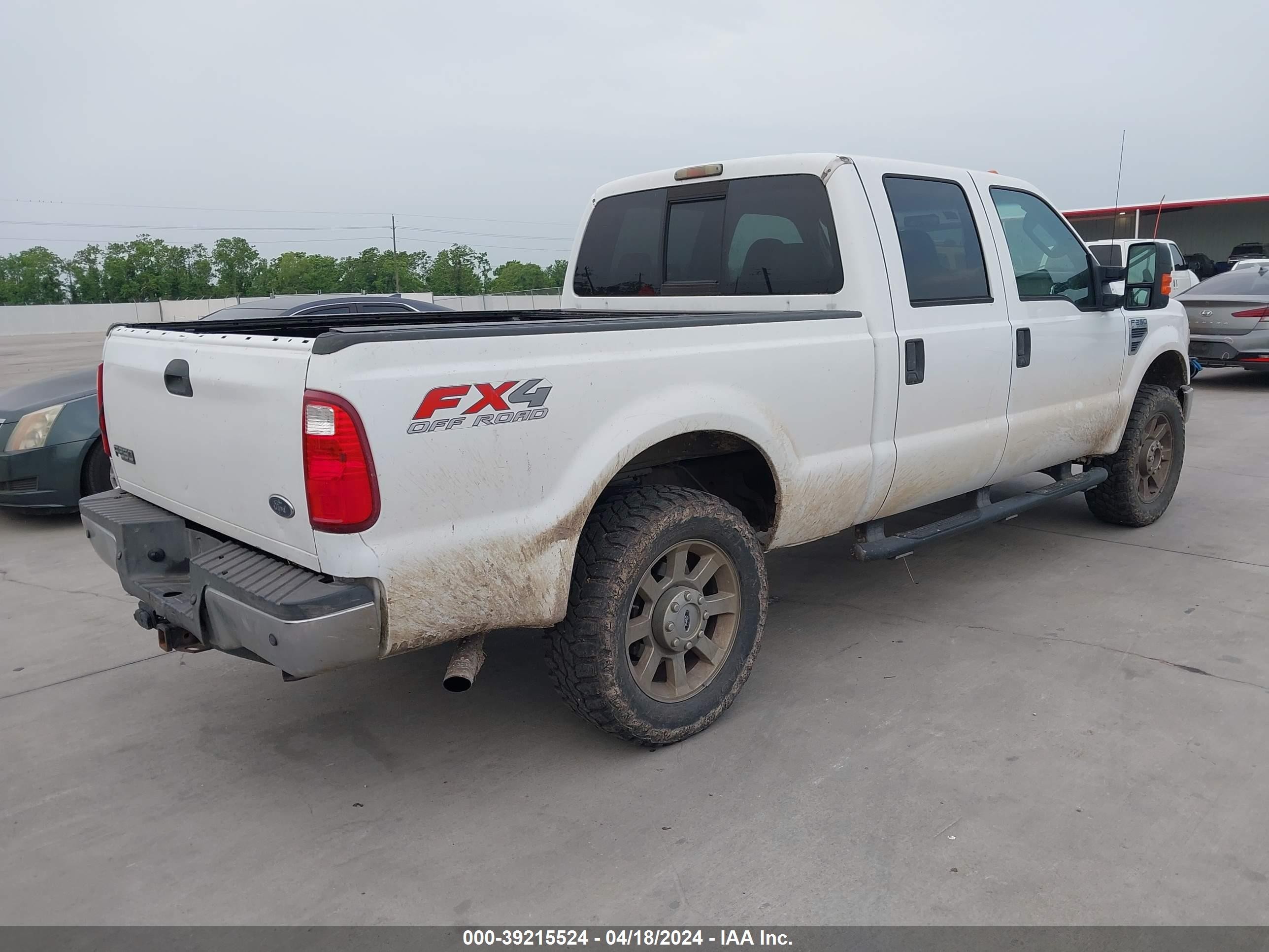 Photo 3 VIN: 1FTSW21598EA04608 - FORD F250 