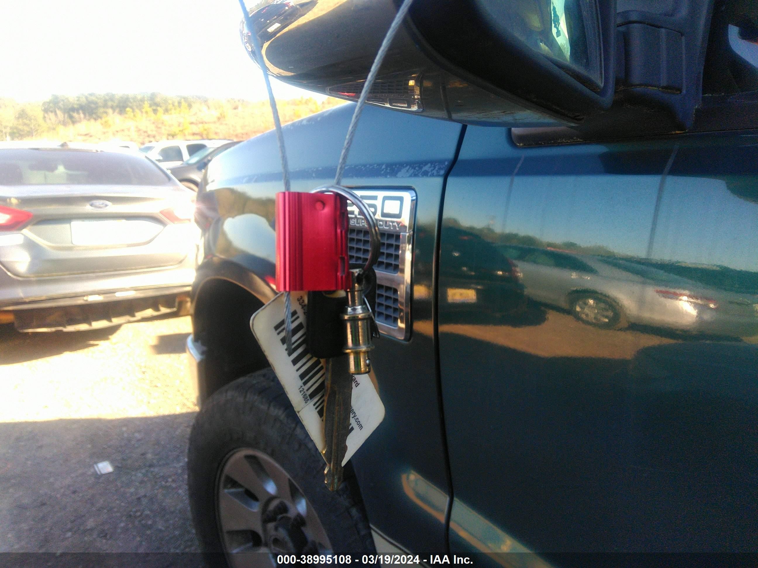 Photo 10 VIN: 1FTSW21598EB97701 - FORD F250 