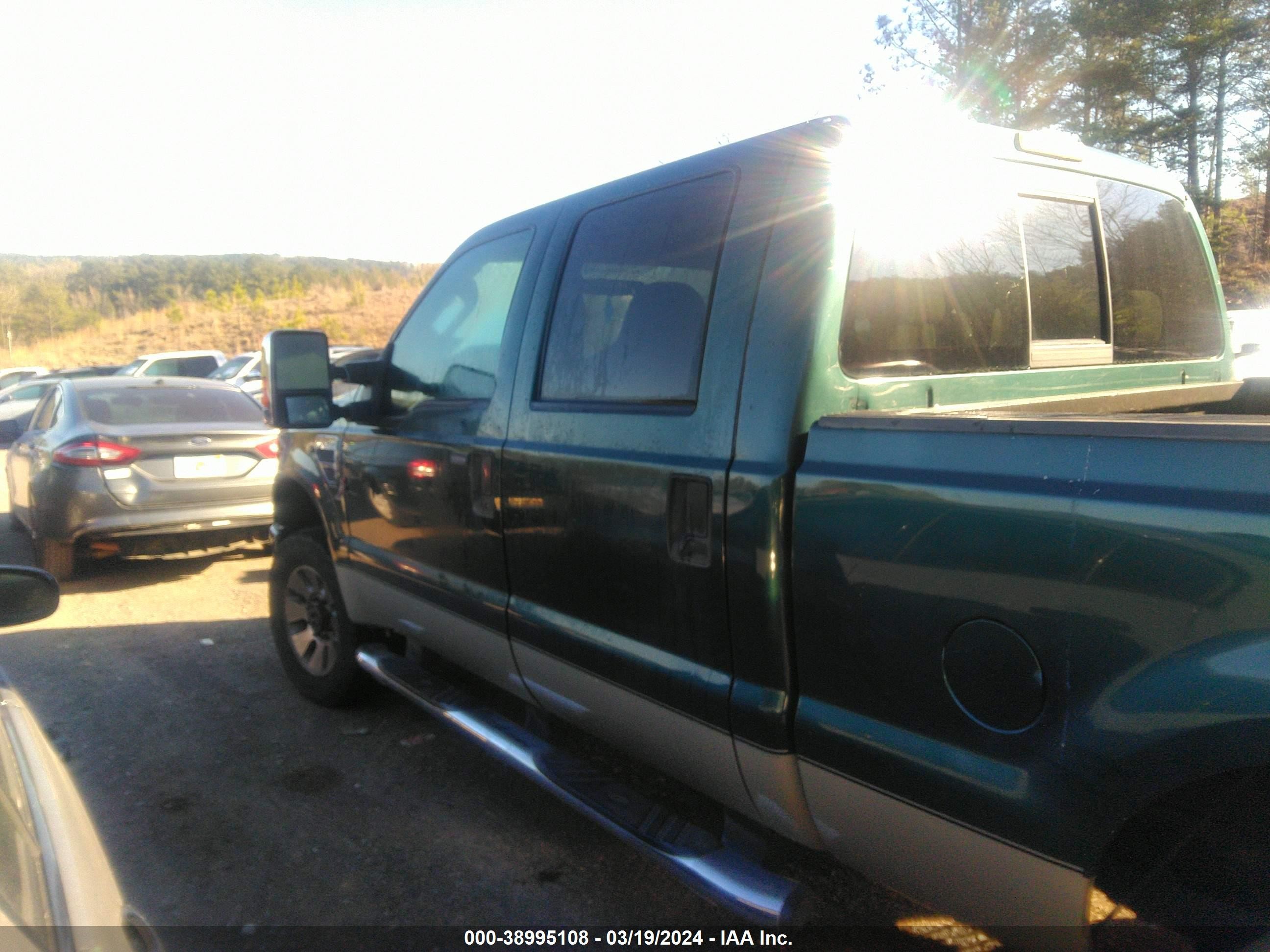 Photo 13 VIN: 1FTSW21598EB97701 - FORD F250 