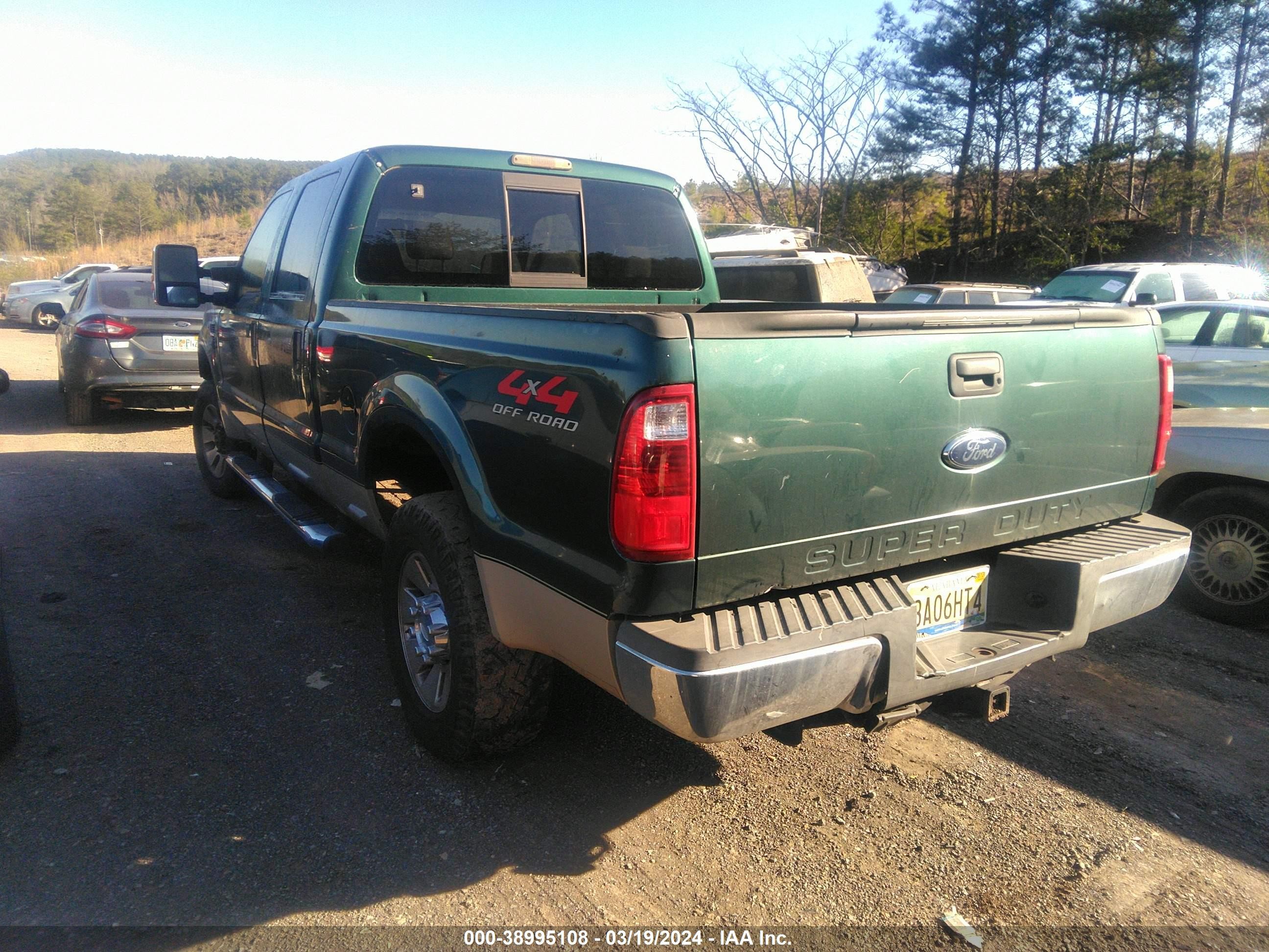 Photo 2 VIN: 1FTSW21598EB97701 - FORD F250 