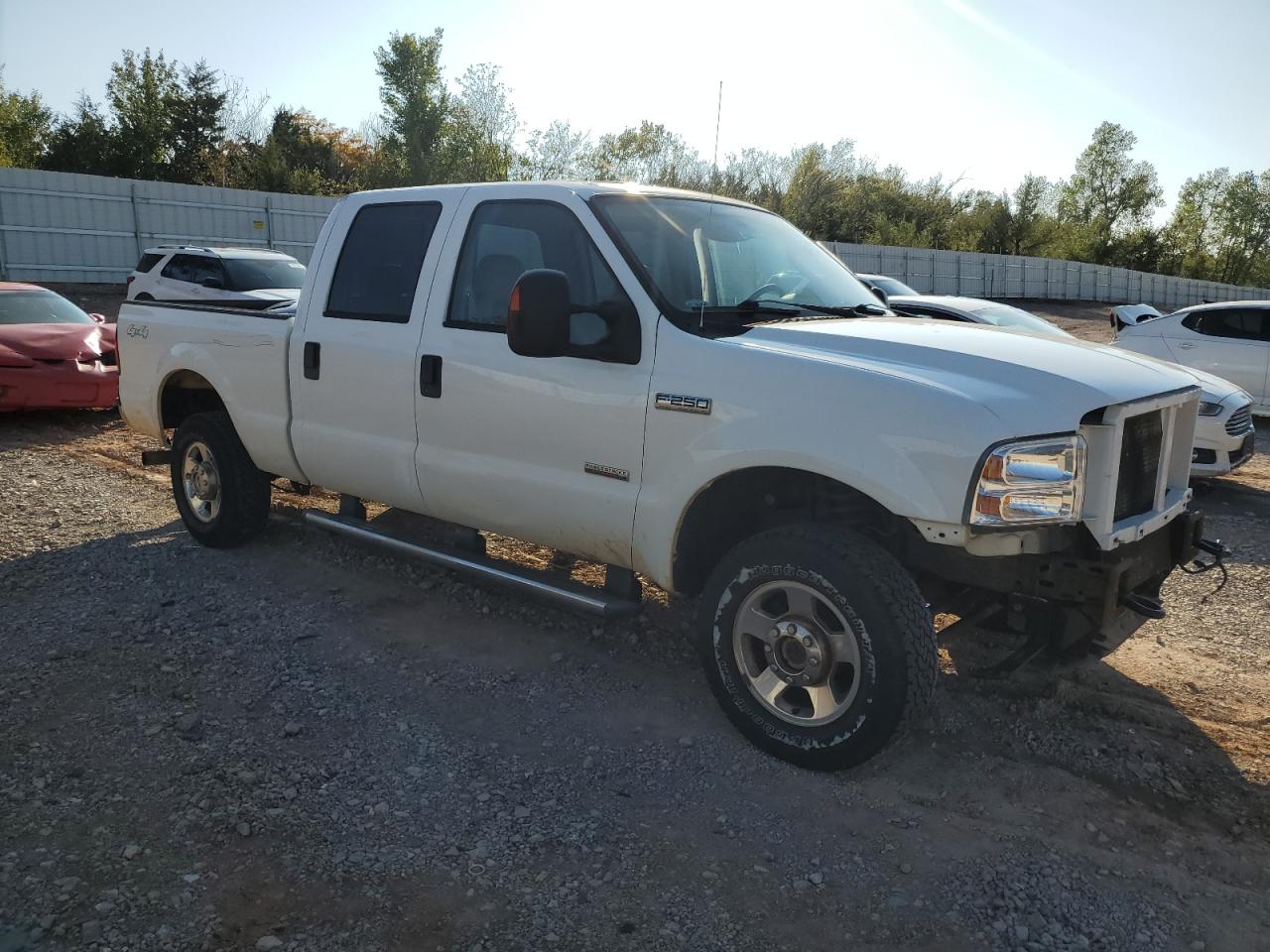 Photo 3 VIN: 1FTSW21P05EB50330 - FORD F250 