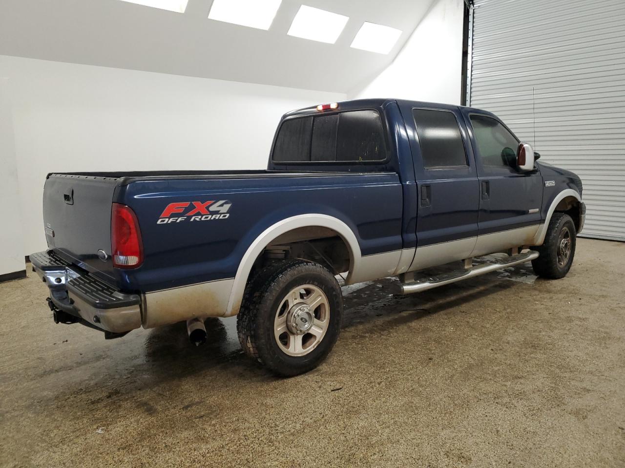 Photo 2 VIN: 1FTSW21P06EB76315 - FORD F250 