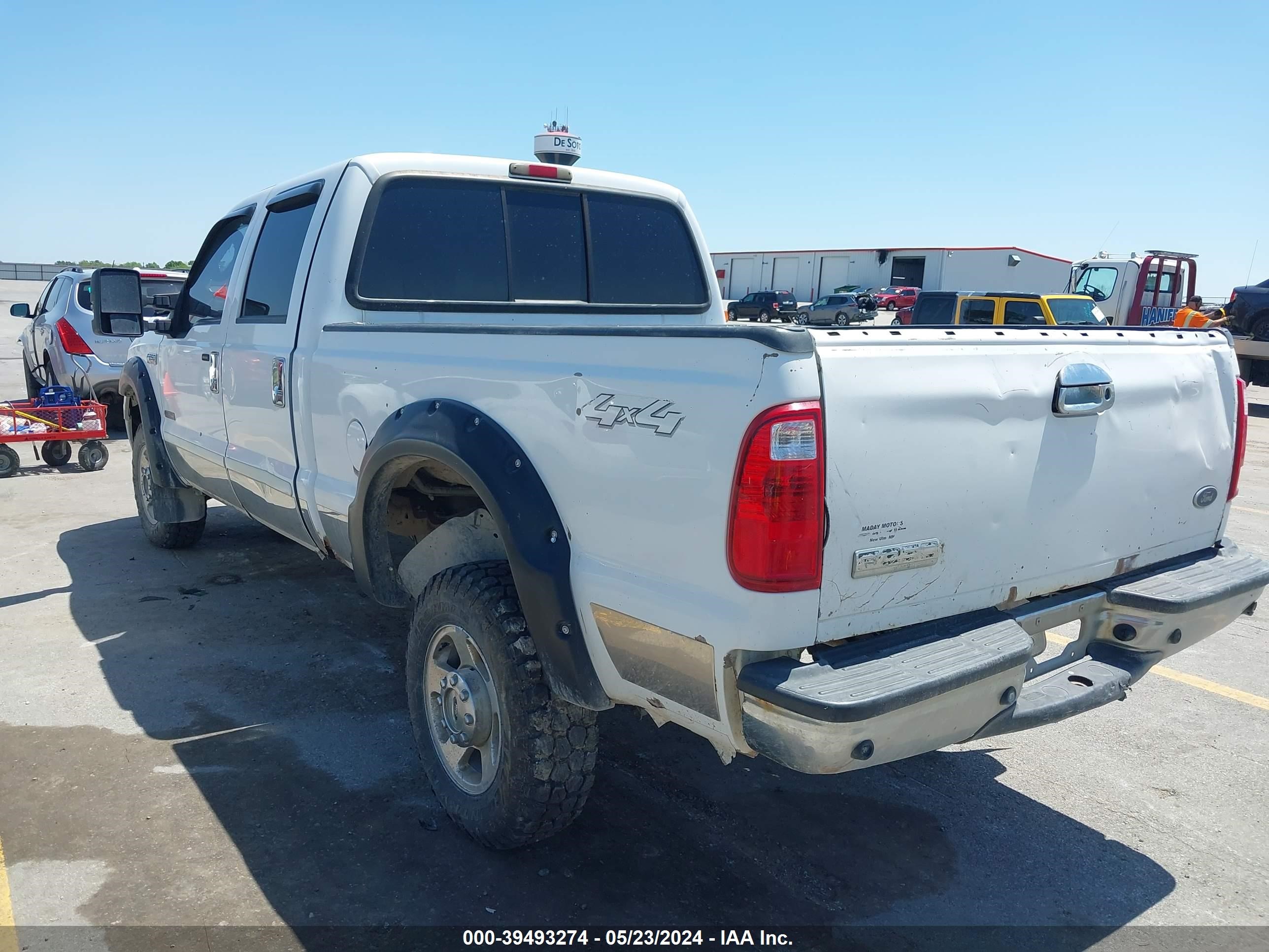 Photo 2 VIN: 1FTSW21P15EB70523 - FORD F250 