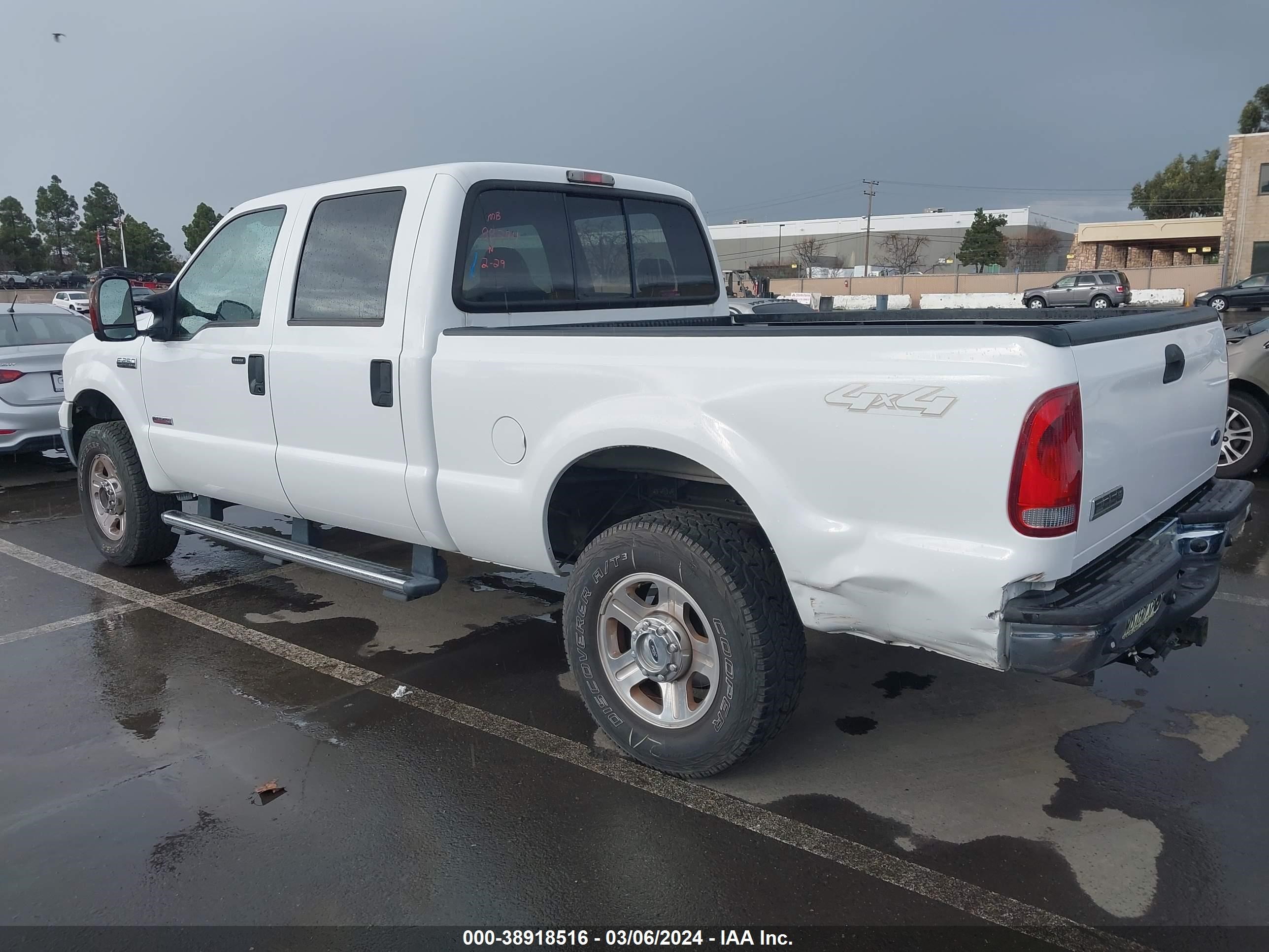 Photo 2 VIN: 1FTSW21P16EC91201 - FORD F250 