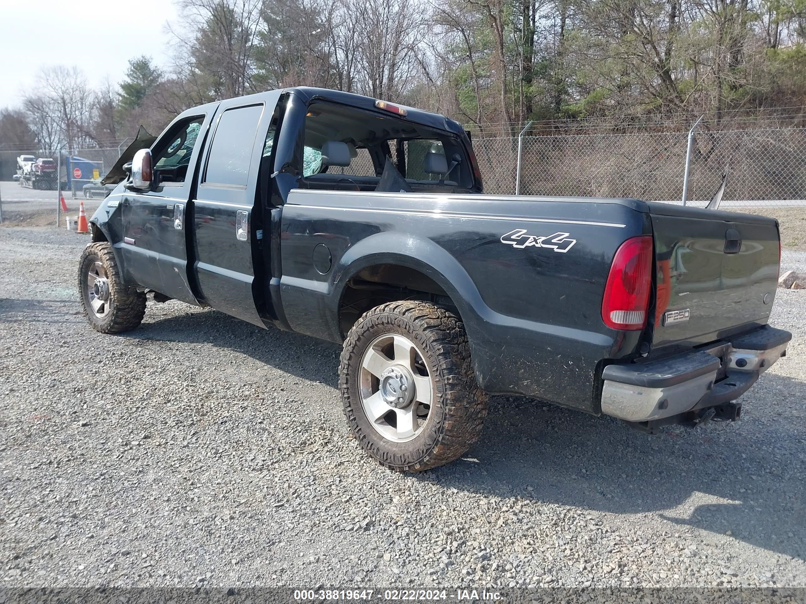 Photo 2 VIN: 1FTSW21P17EA66861 - FORD F250 