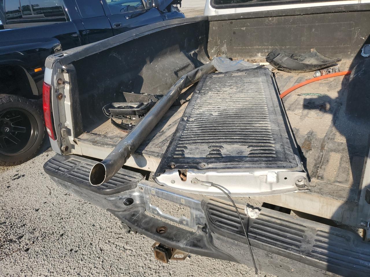 Photo 12 VIN: 1FTSW21P26EC30830 - FORD F250 