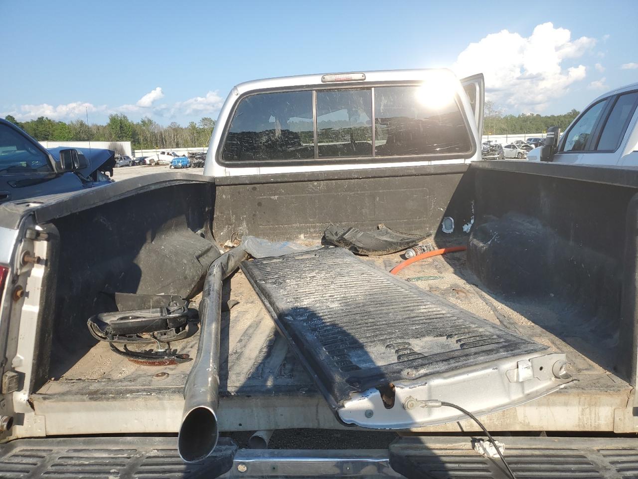 Photo 9 VIN: 1FTSW21P26EC30830 - FORD F250 