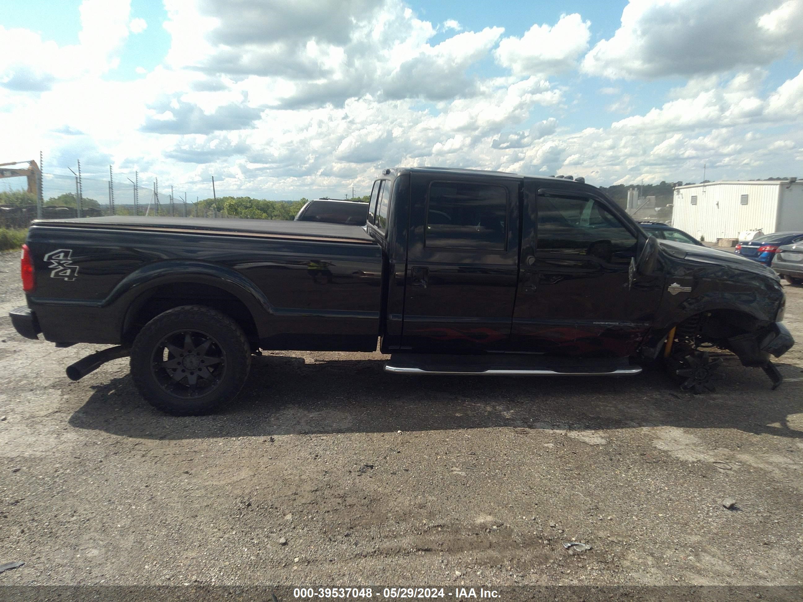 Photo 11 VIN: 1FTSW21P45EB41503 - FORD F250 