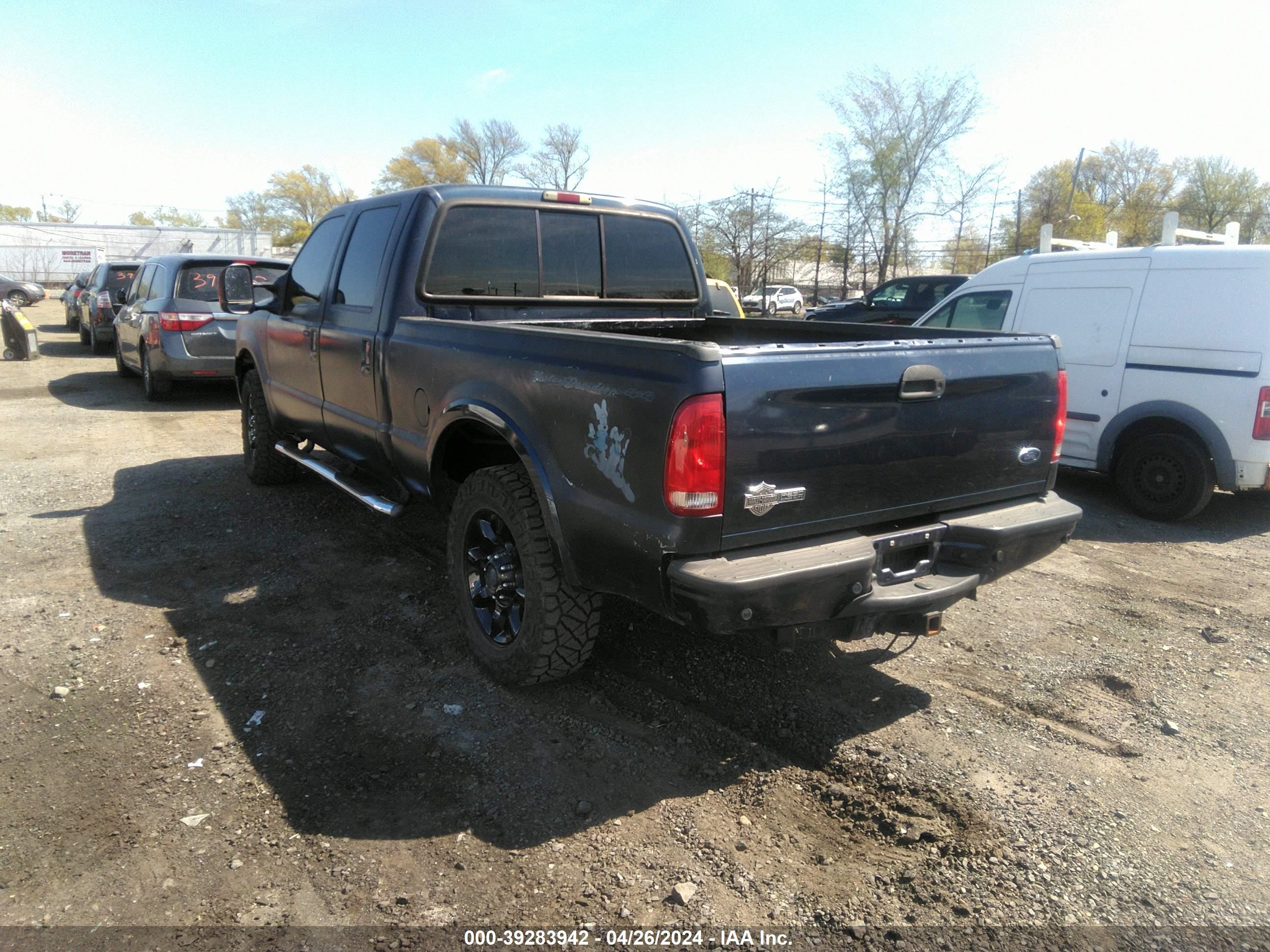 Photo 2 VIN: 1FTSW21P45EB70693 - FORD F250 