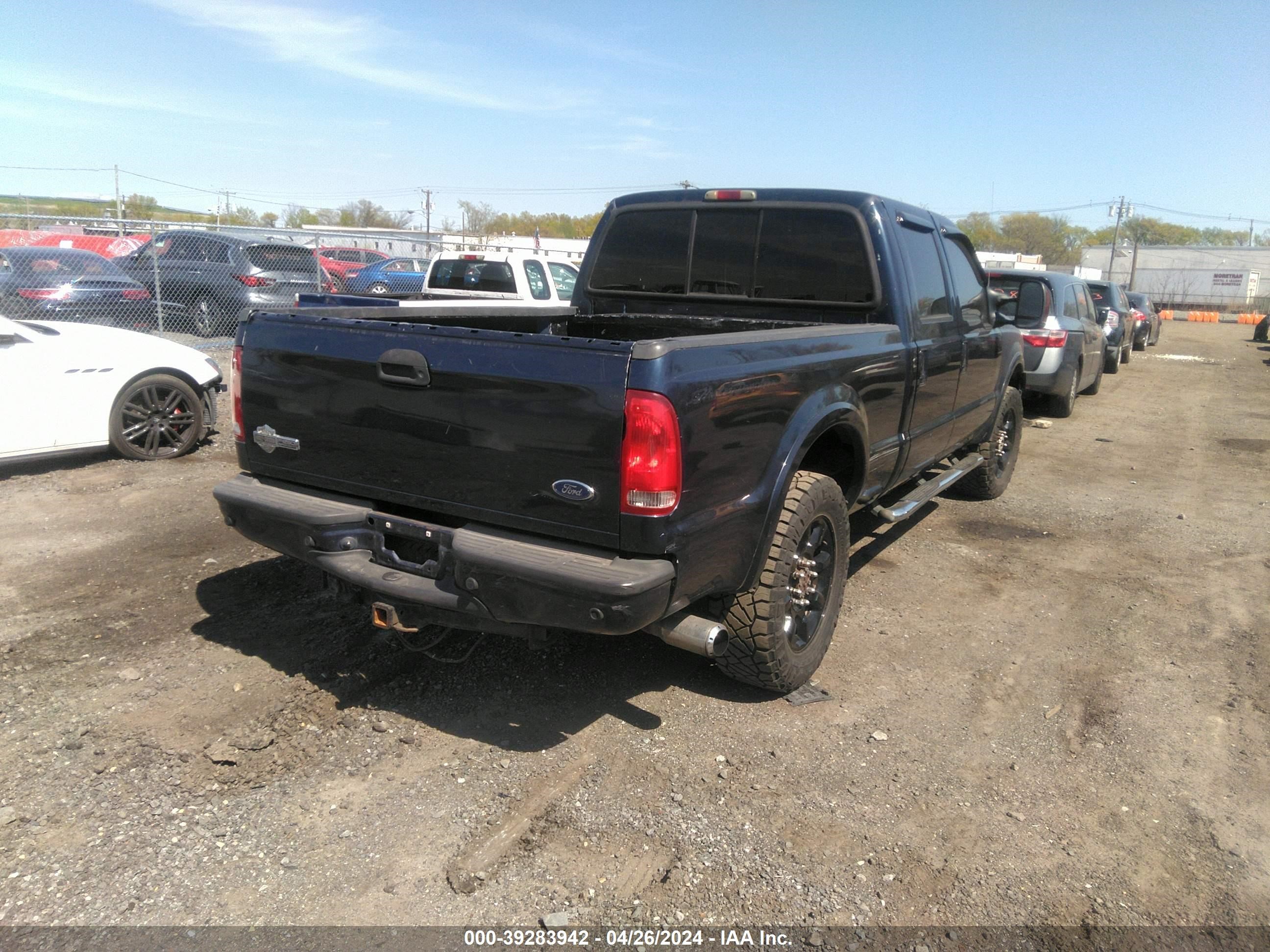 Photo 3 VIN: 1FTSW21P45EB70693 - FORD F250 