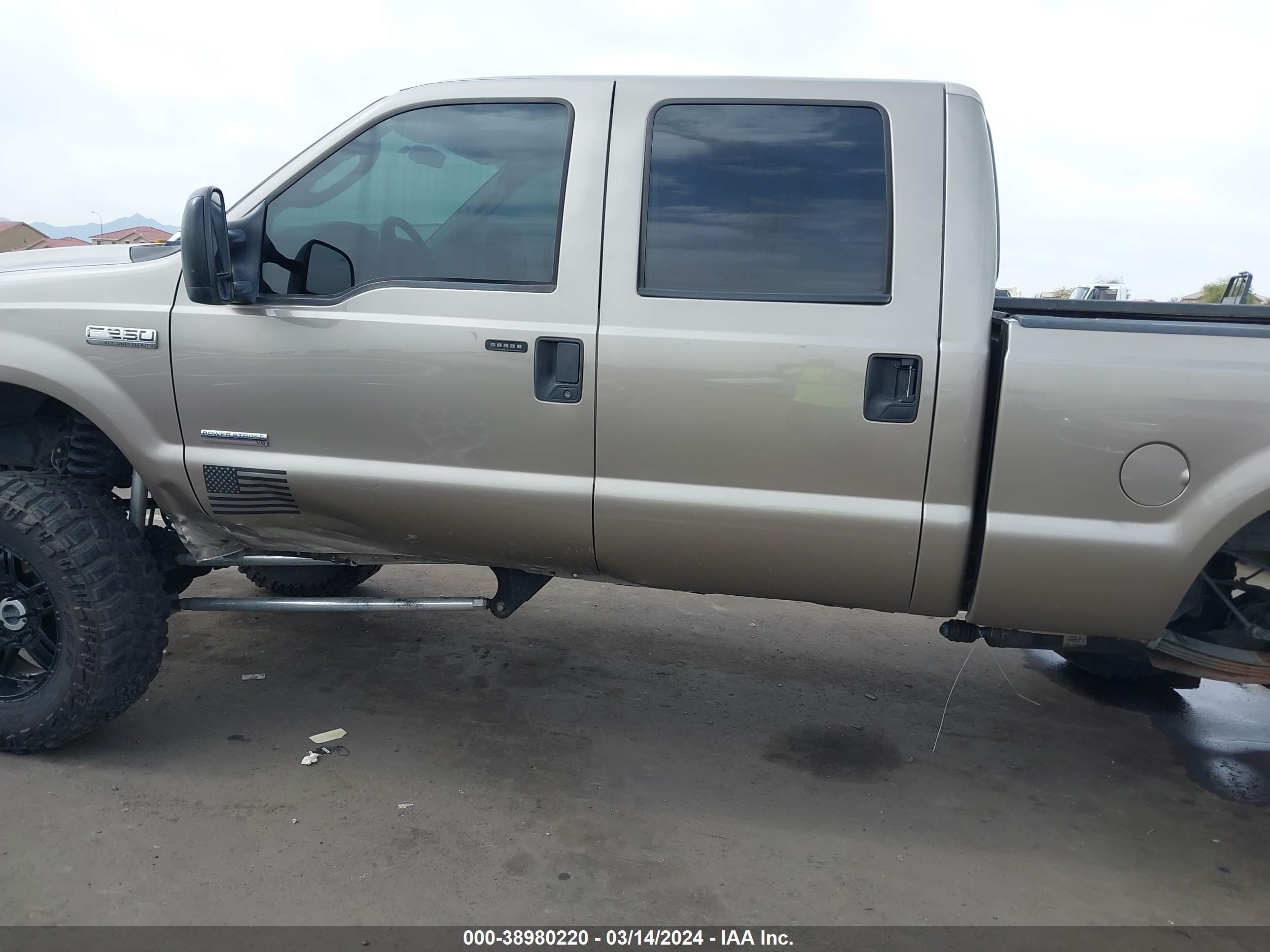 Photo 13 VIN: 1FTSW21P45EC83964 - FORD F250 