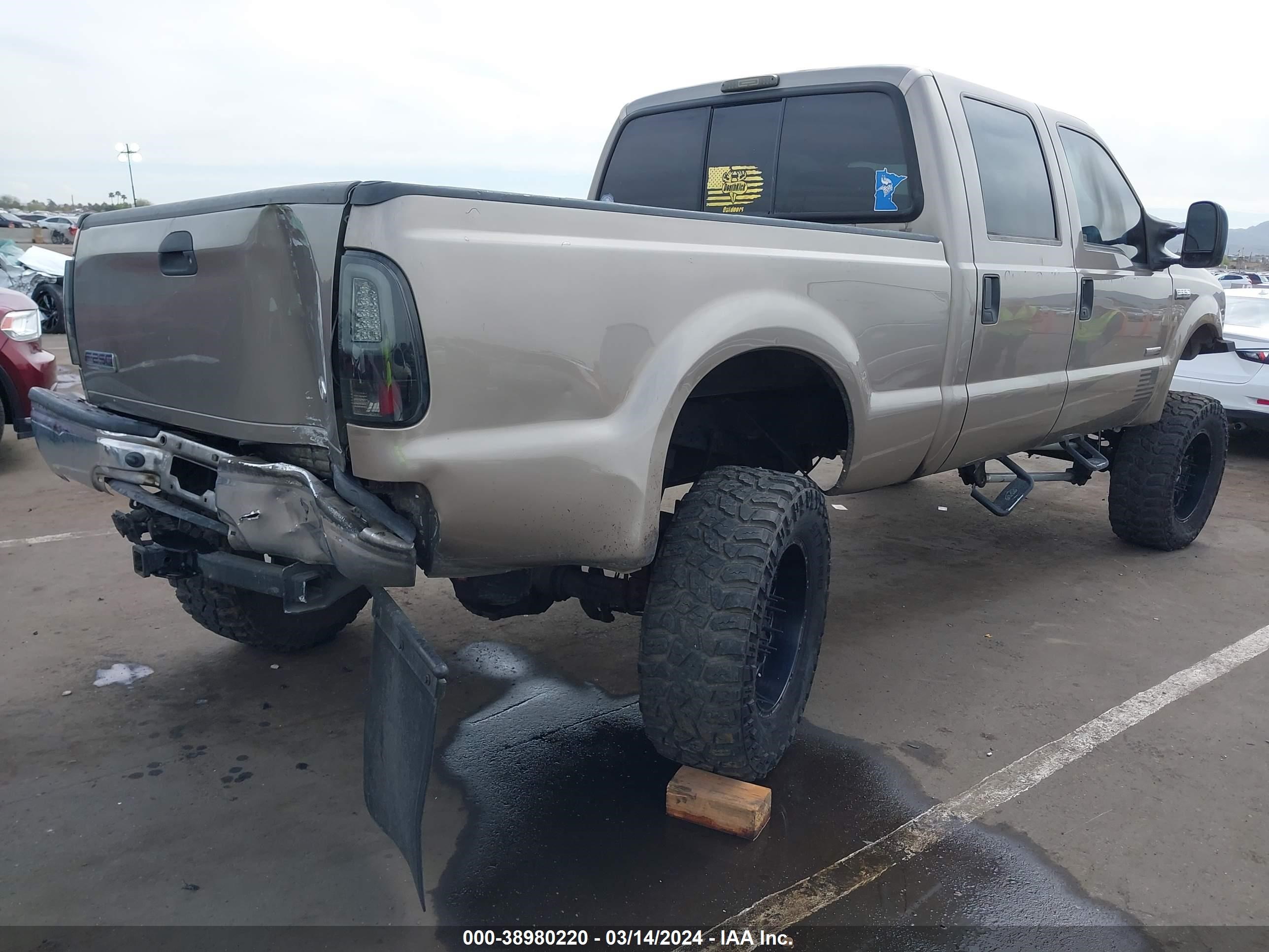 Photo 3 VIN: 1FTSW21P45EC83964 - FORD F250 