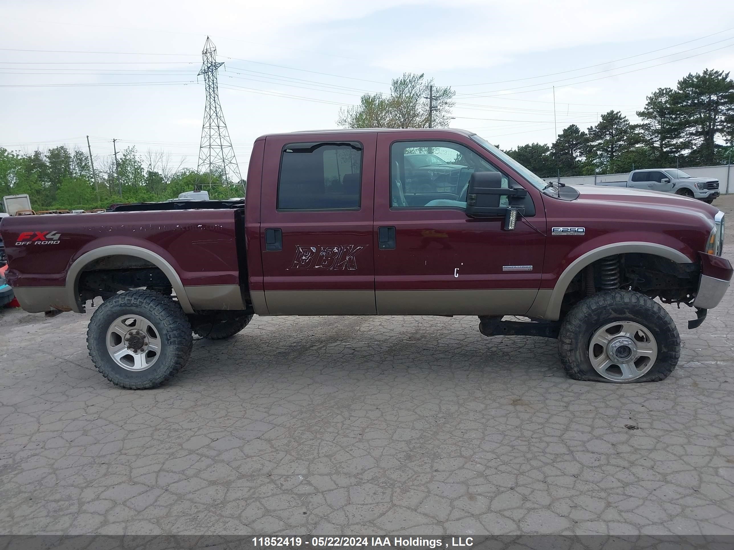 Photo 13 VIN: 1FTSW21P45ED02965 - FORD F250 