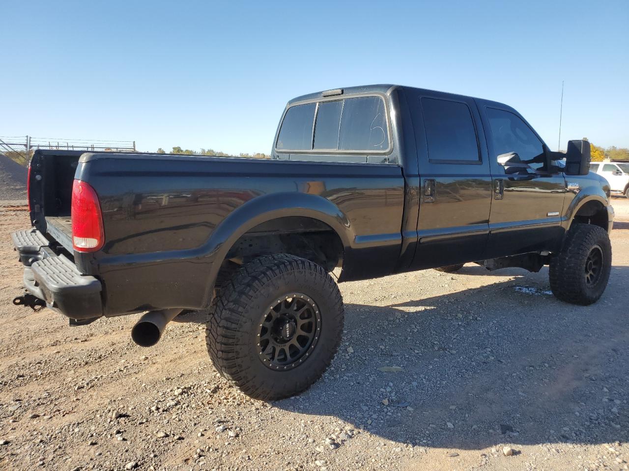 Photo 2 VIN: 1FTSW21P46EB30907 - FORD F250 