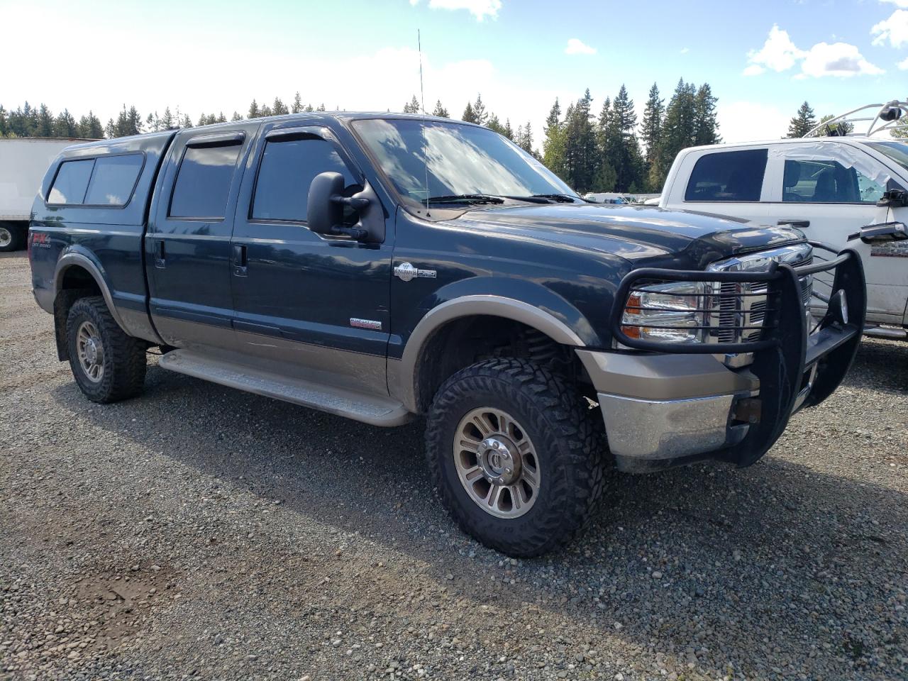 Photo 3 VIN: 1FTSW21P55EB56642 - FORD F250 