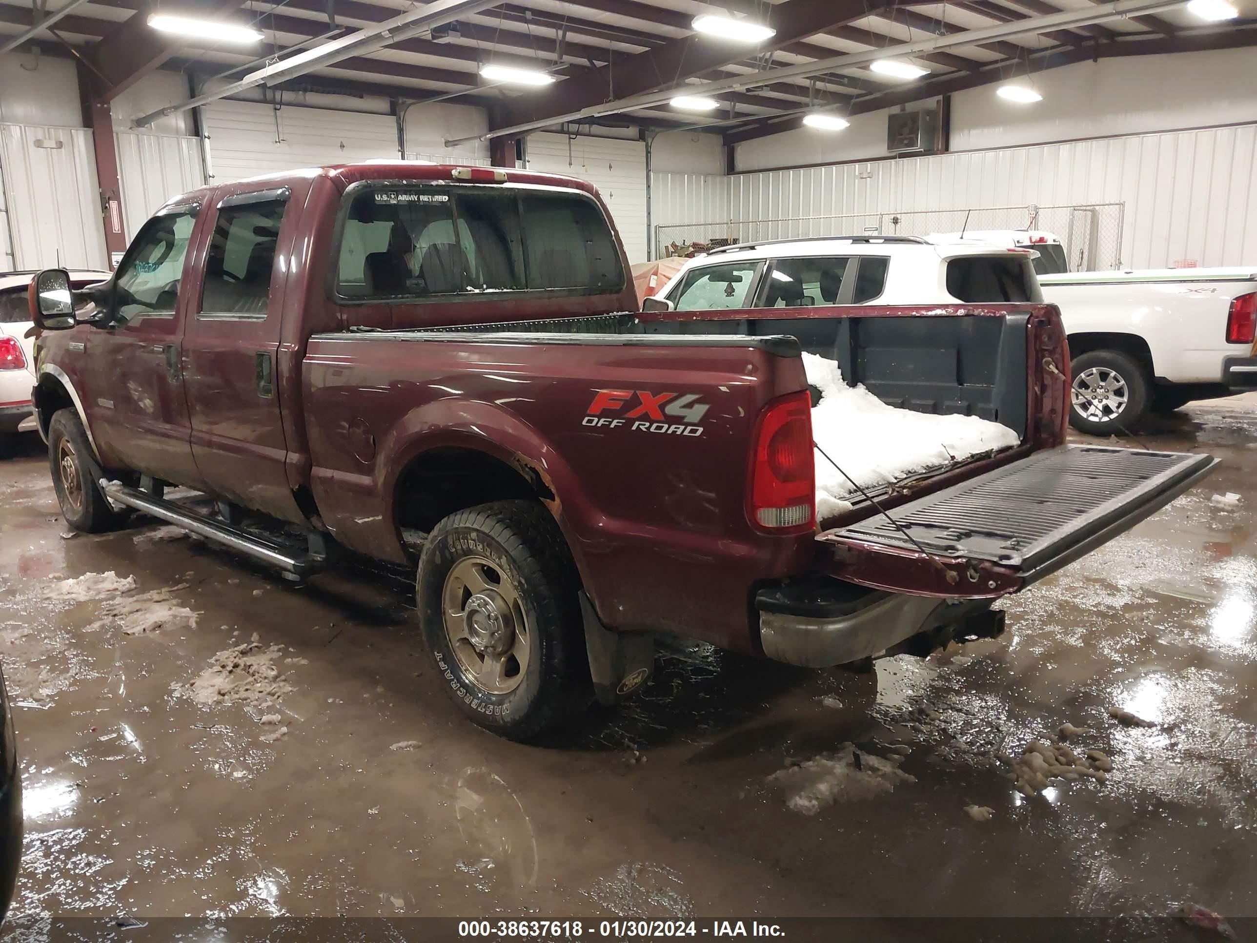 Photo 2 VIN: 1FTSW21P85EA92726 - FORD F250 