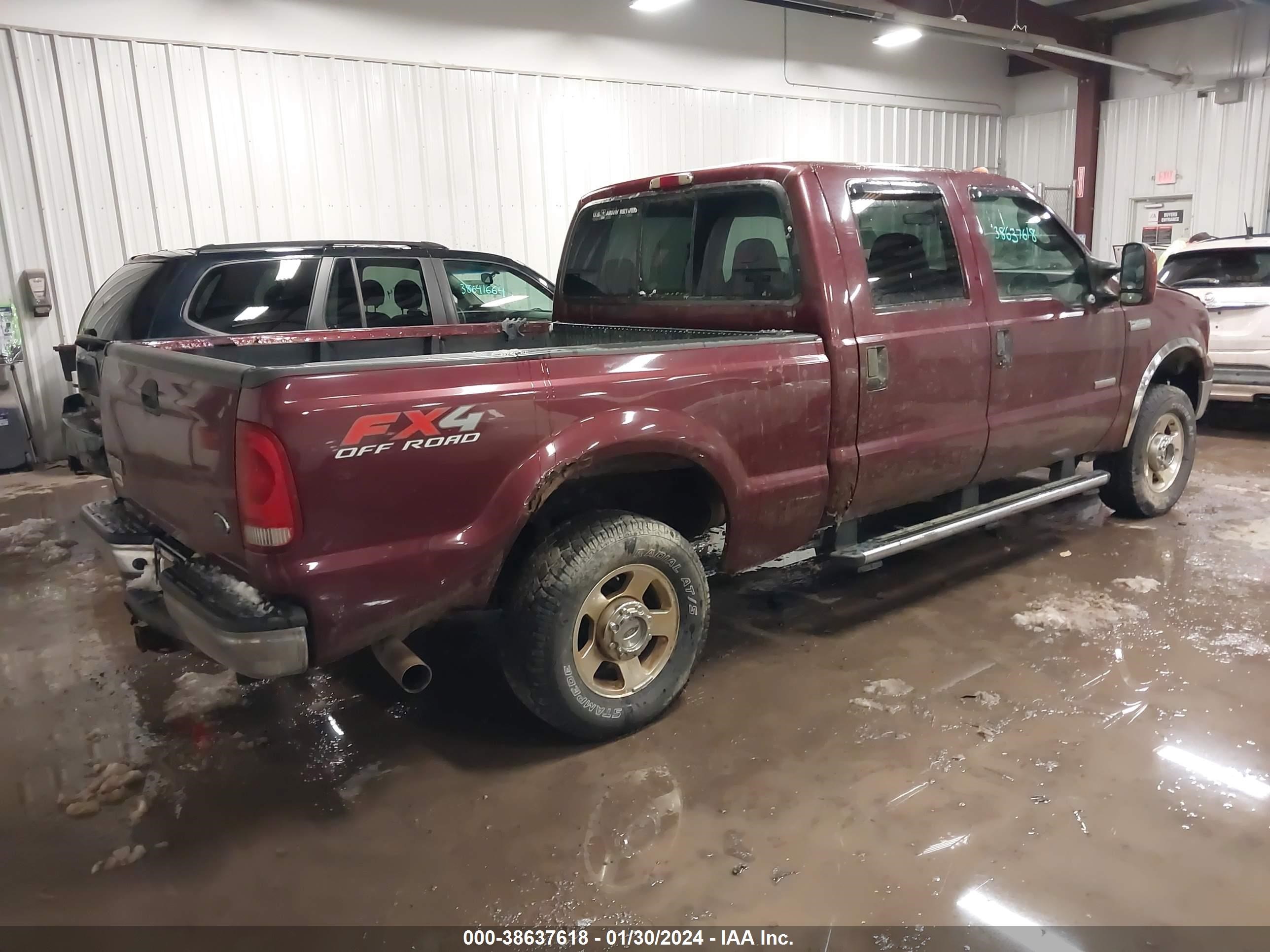 Photo 3 VIN: 1FTSW21P85EA92726 - FORD F250 