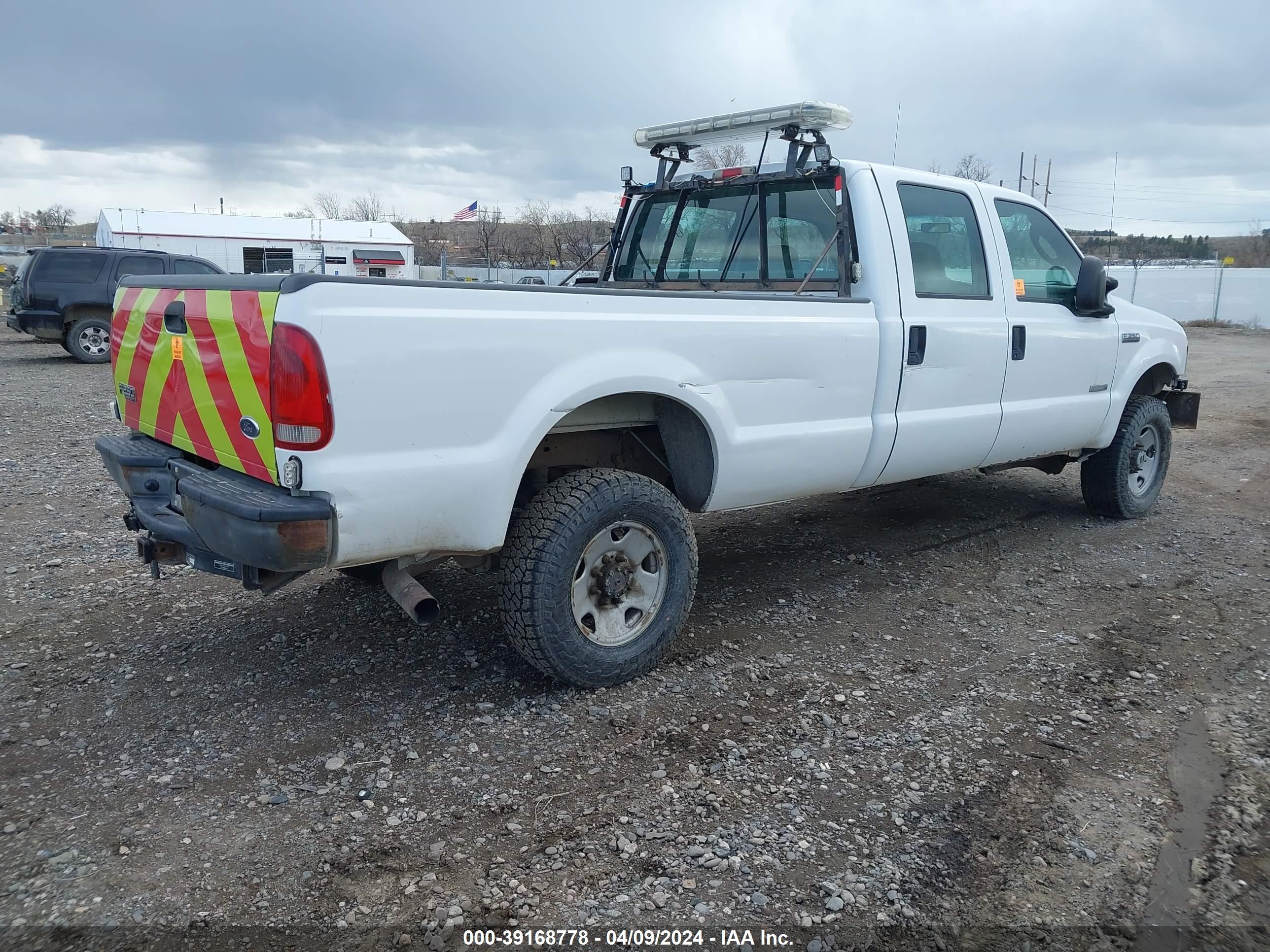 Photo 3 VIN: 1FTSW21P86EA81825 - FORD F250 