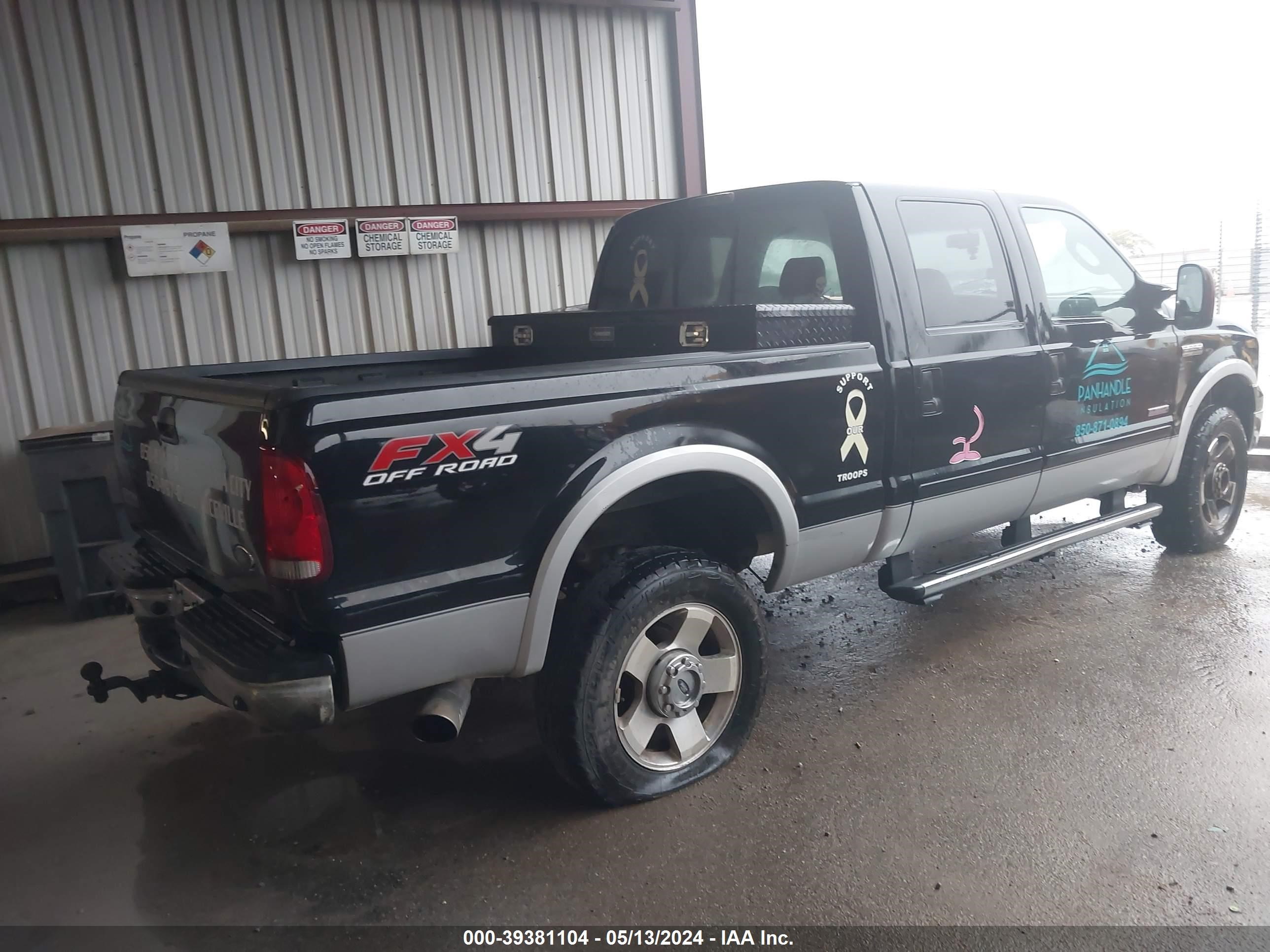 Photo 3 VIN: 1FTSW21P87EA23330 - FORD F250 