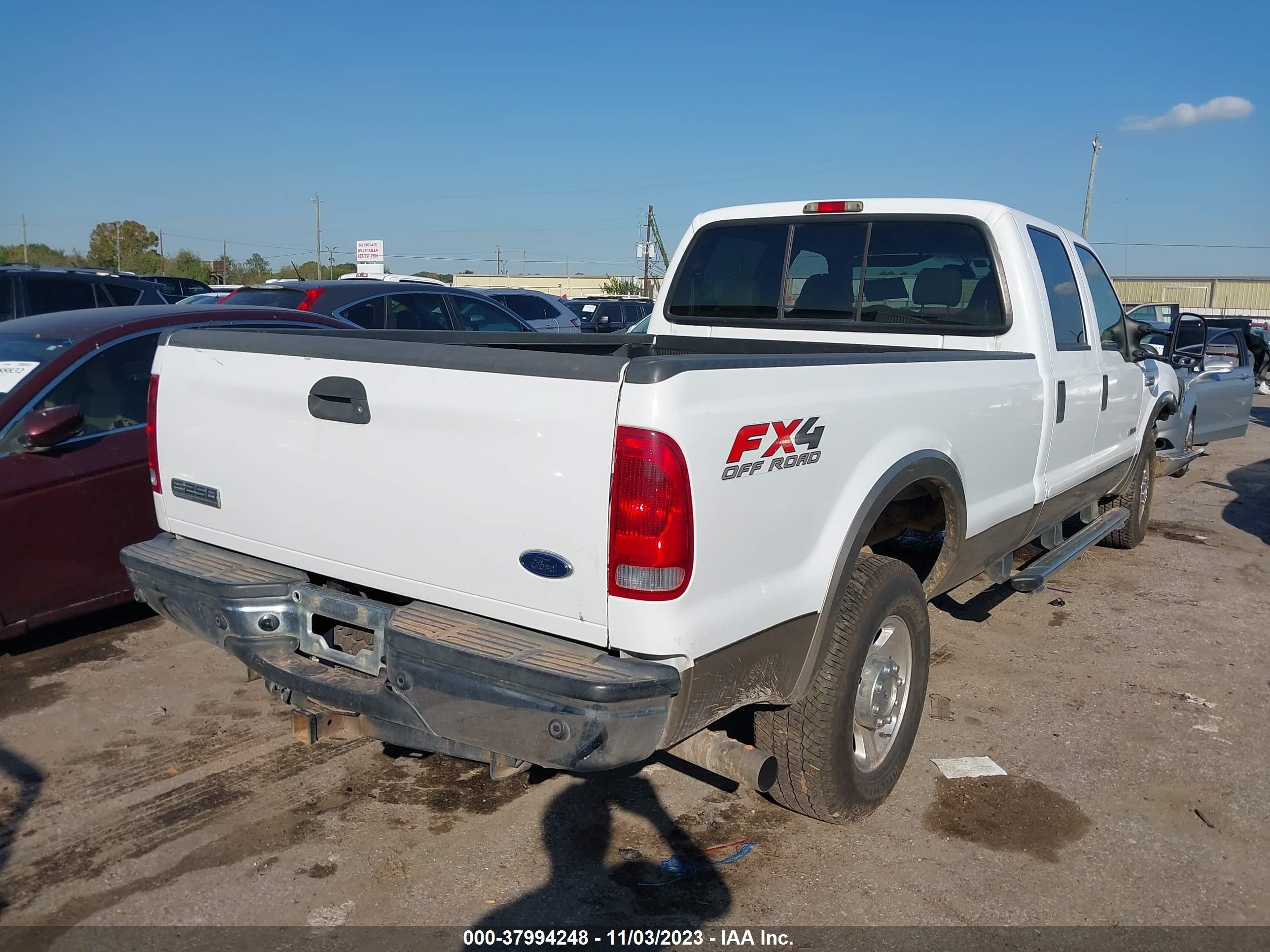 Photo 3 VIN: 1FTSW21PX5EB46916 - FORD F250 