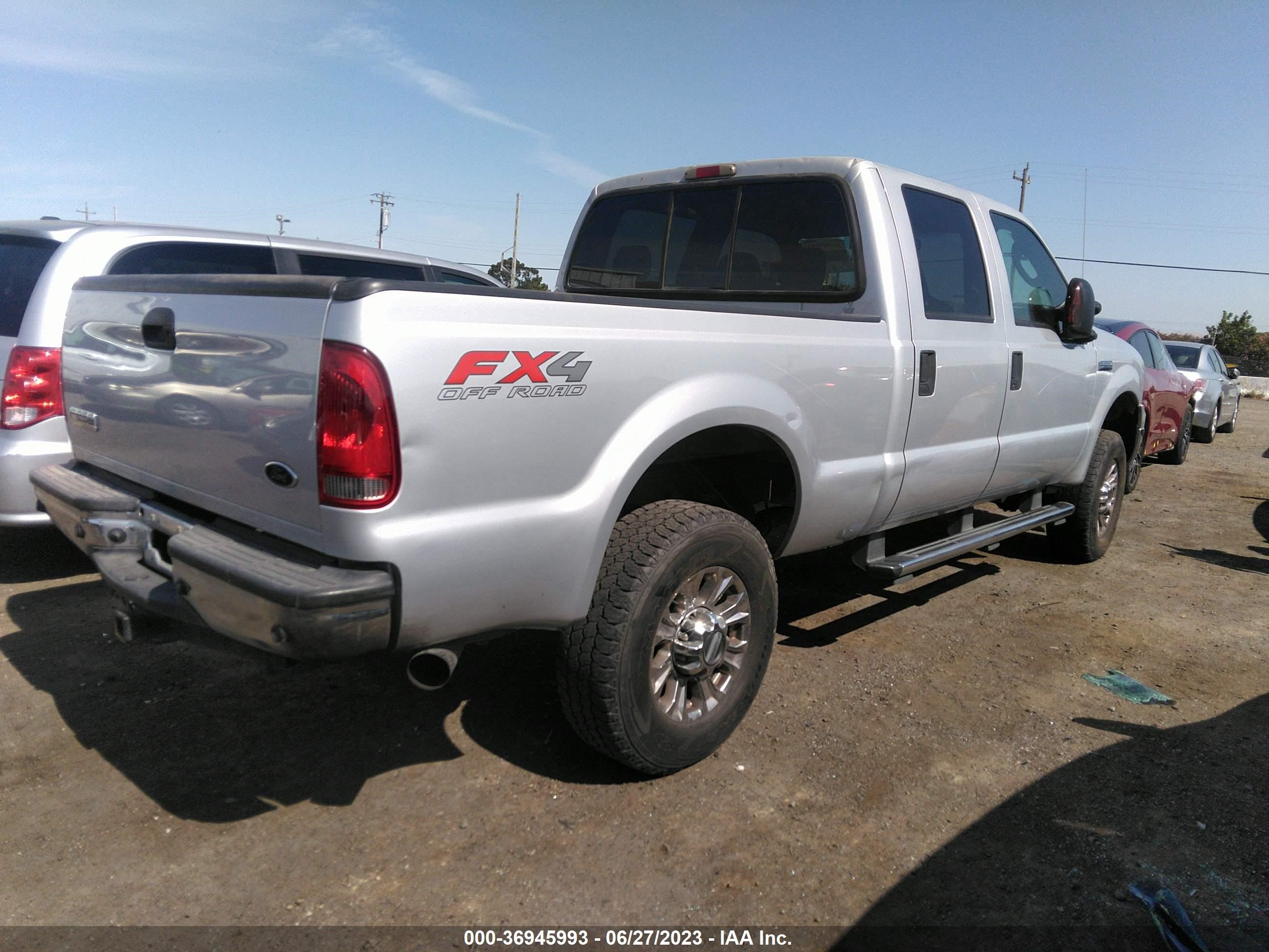 Photo 3 VIN: 1FTSW21PX5EB53512 - FORD F250 