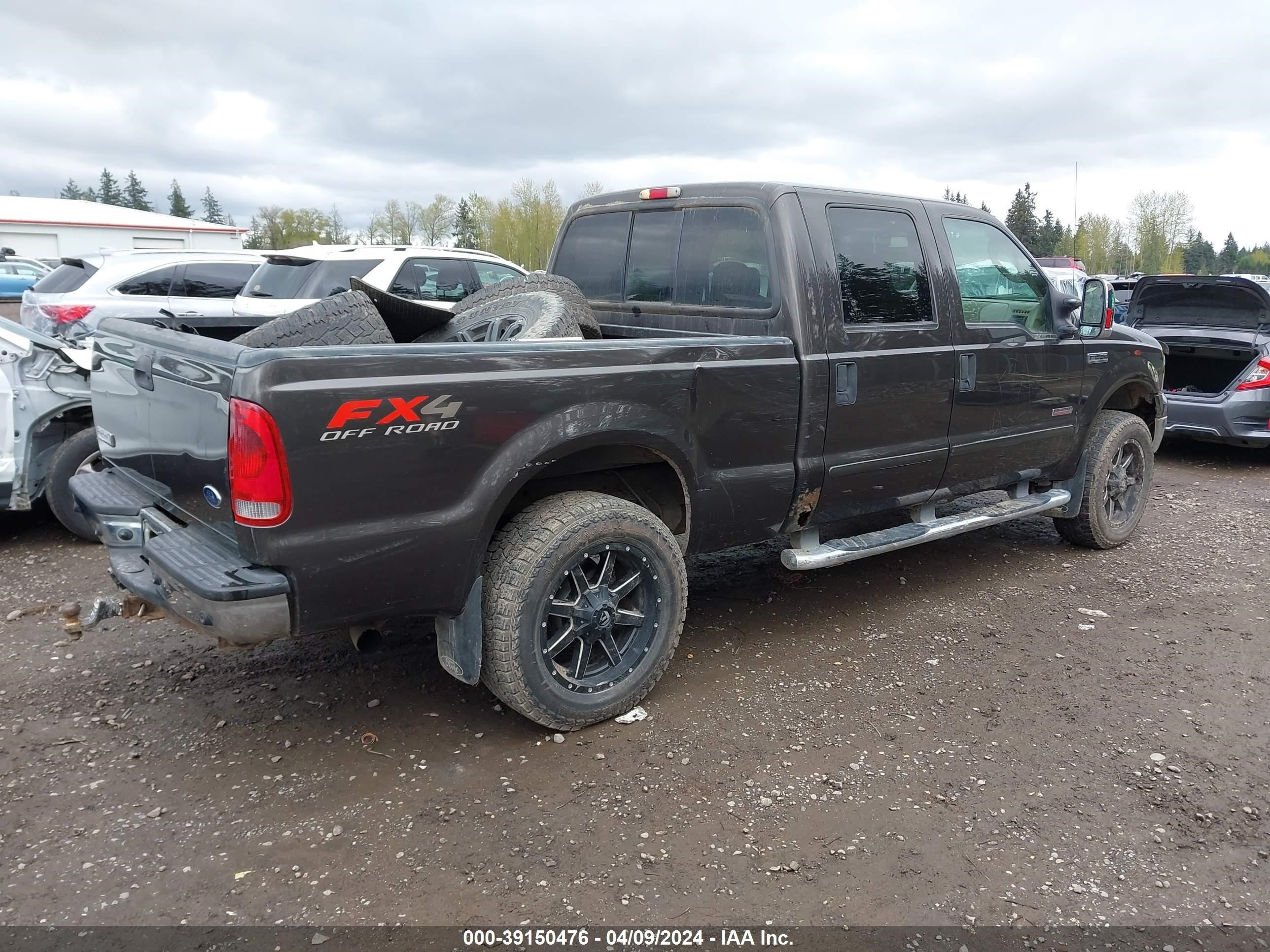 Photo 3 VIN: 1FTSW21PX6EA34537 - FORD F250 