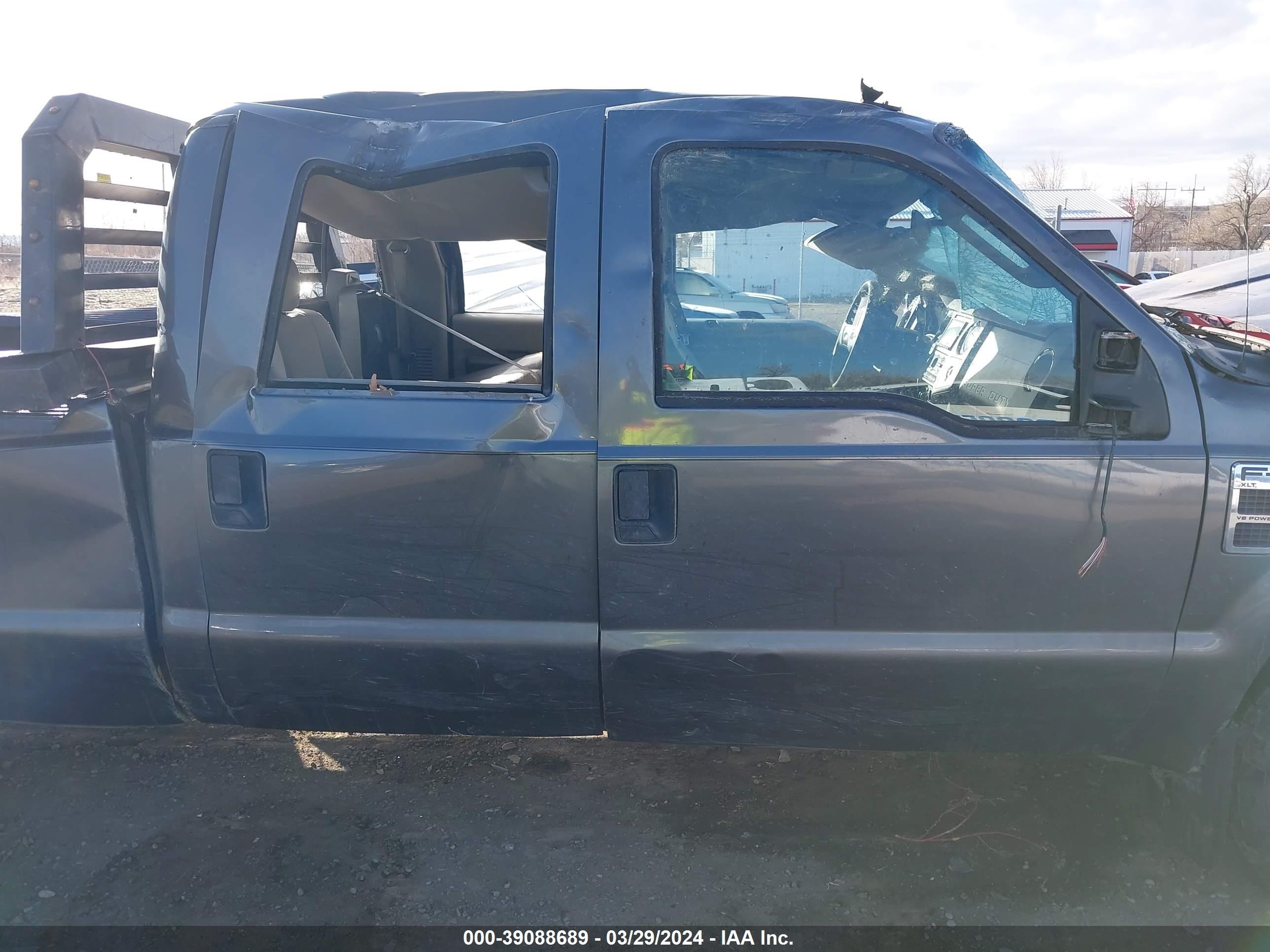 Photo 12 VIN: 1FTSW21R08EA33658 - FORD F250 