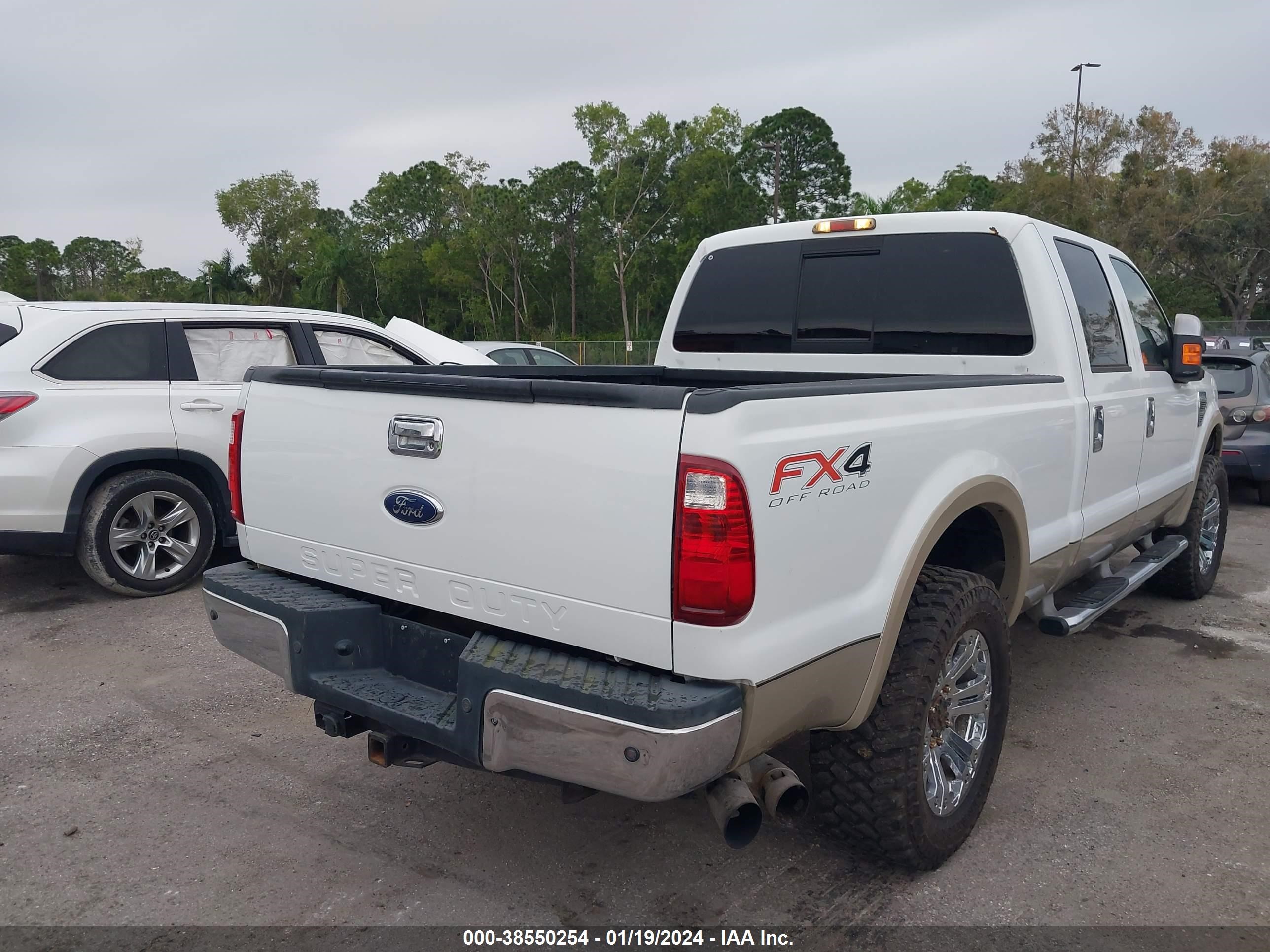 Photo 3 VIN: 1FTSW21R08EC64561 - FORD F250 