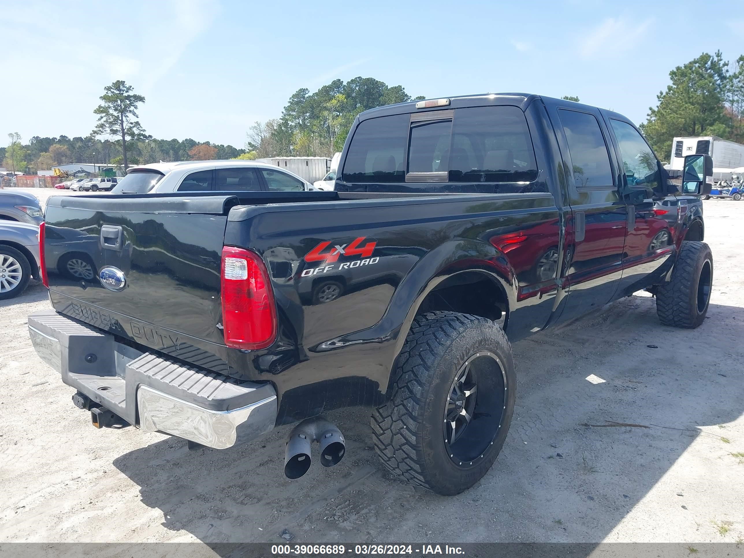 Photo 3 VIN: 1FTSW21R18EA98339 - FORD F250 