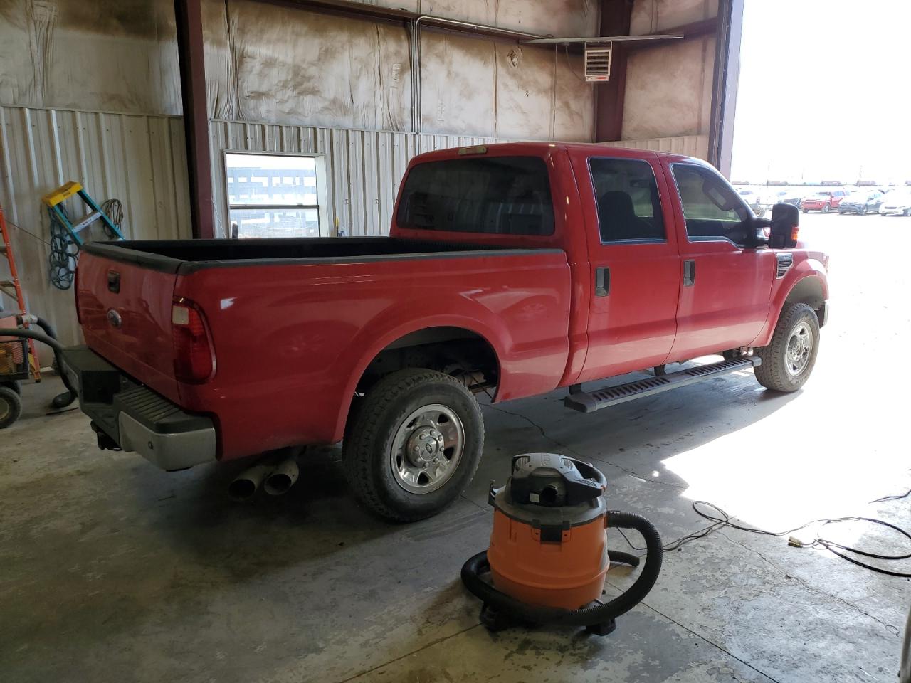 Photo 2 VIN: 1FTSW21R28EC44456 - FORD F250 