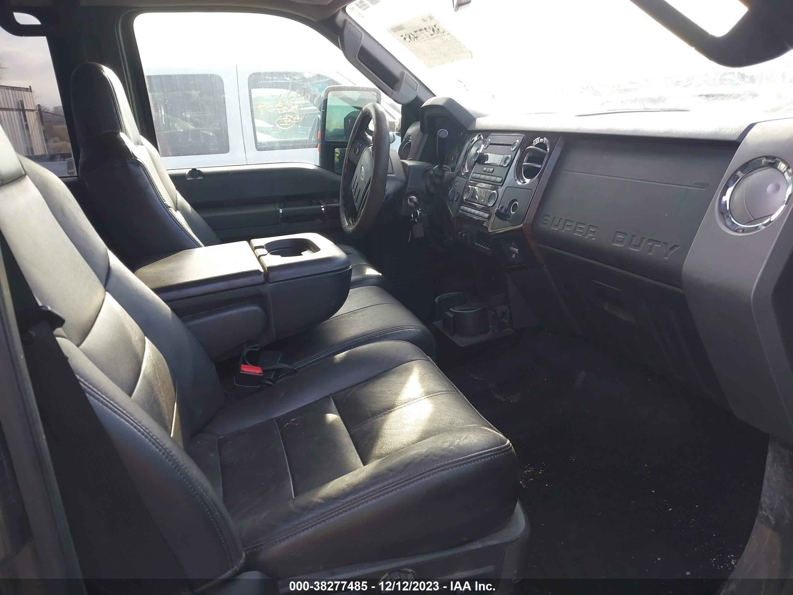 Photo 4 VIN: 1FTSW21R29EA22856 - FORD F250 