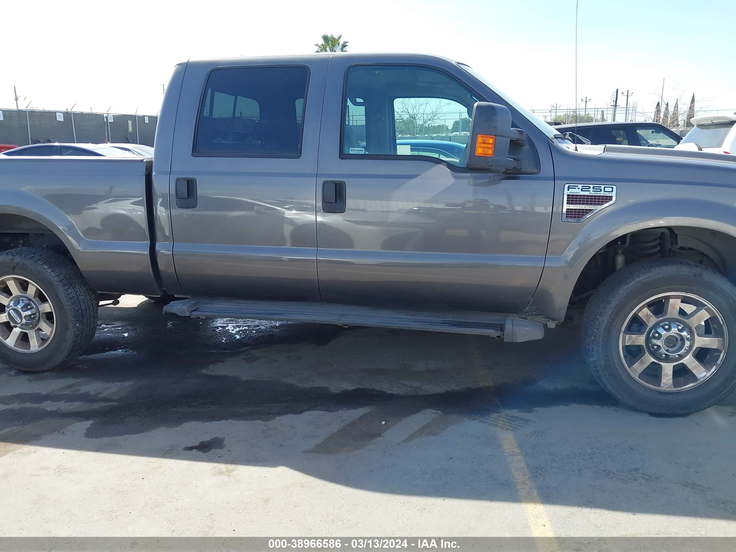 Photo 12 VIN: 1FTSW21R38EA59851 - FORD F250 