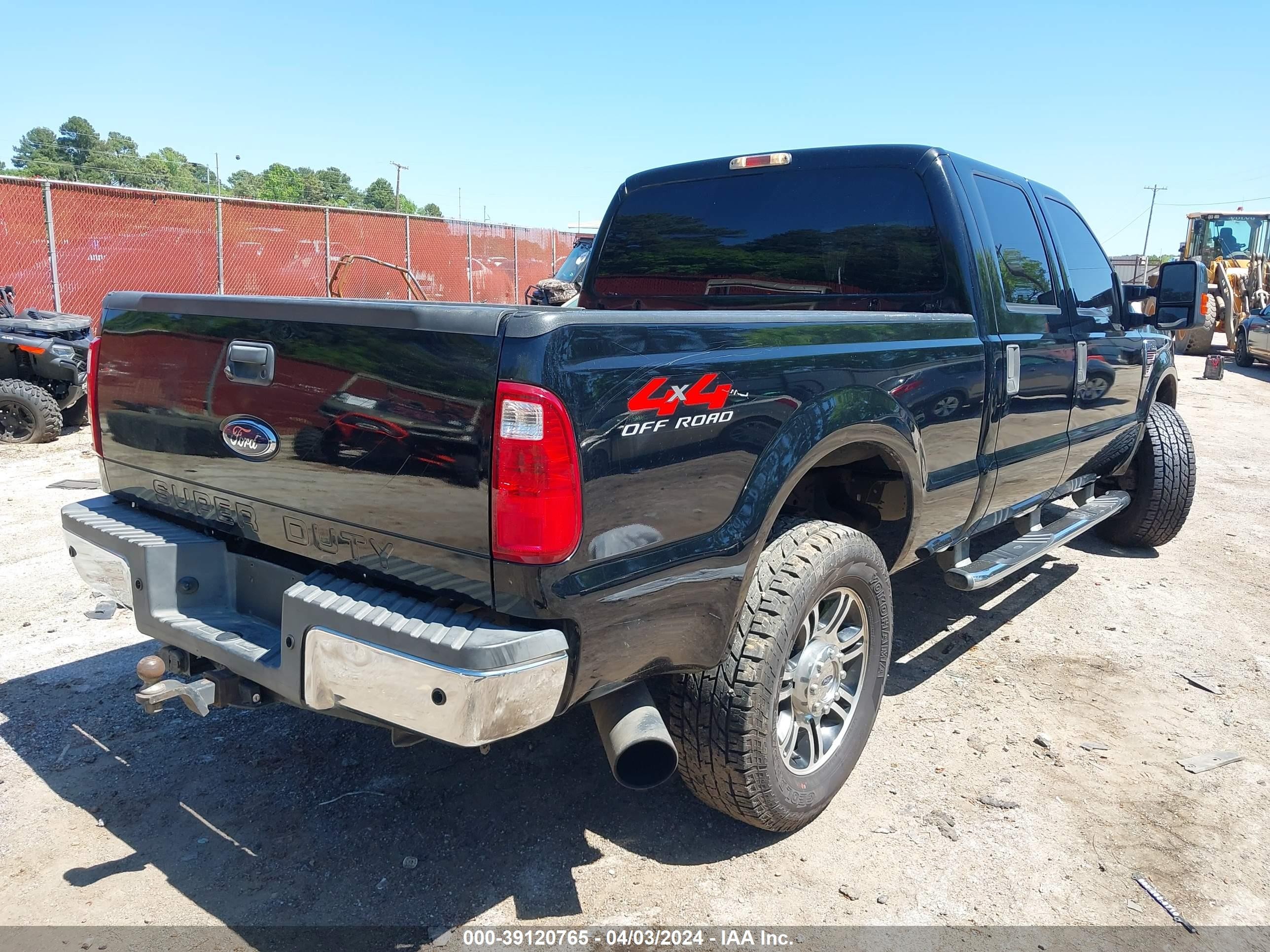 Photo 3 VIN: 1FTSW21R38ED25238 - FORD F250 