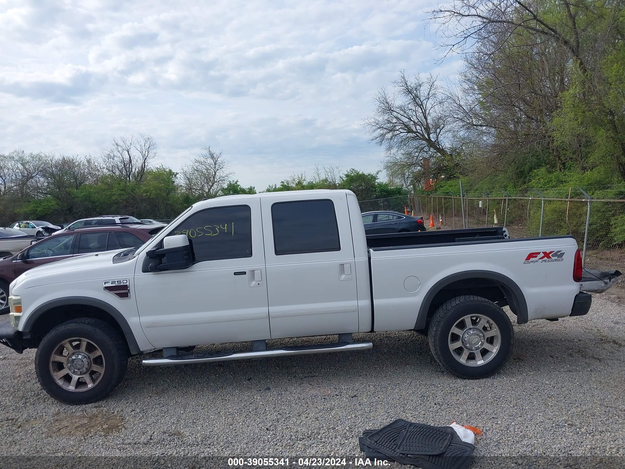 Photo 13 VIN: 1FTSW21R48ED29007 - FORD F250 