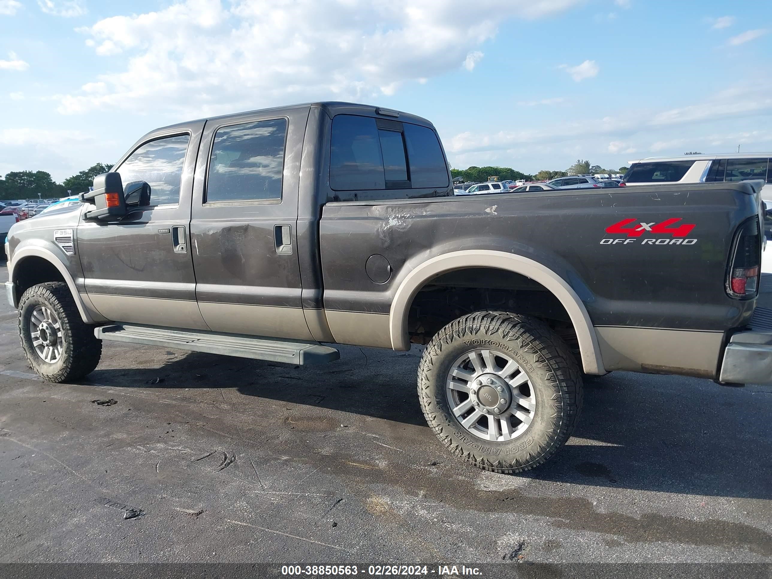 Photo 13 VIN: 1FTSW21R48ED48074 - FORD F250 