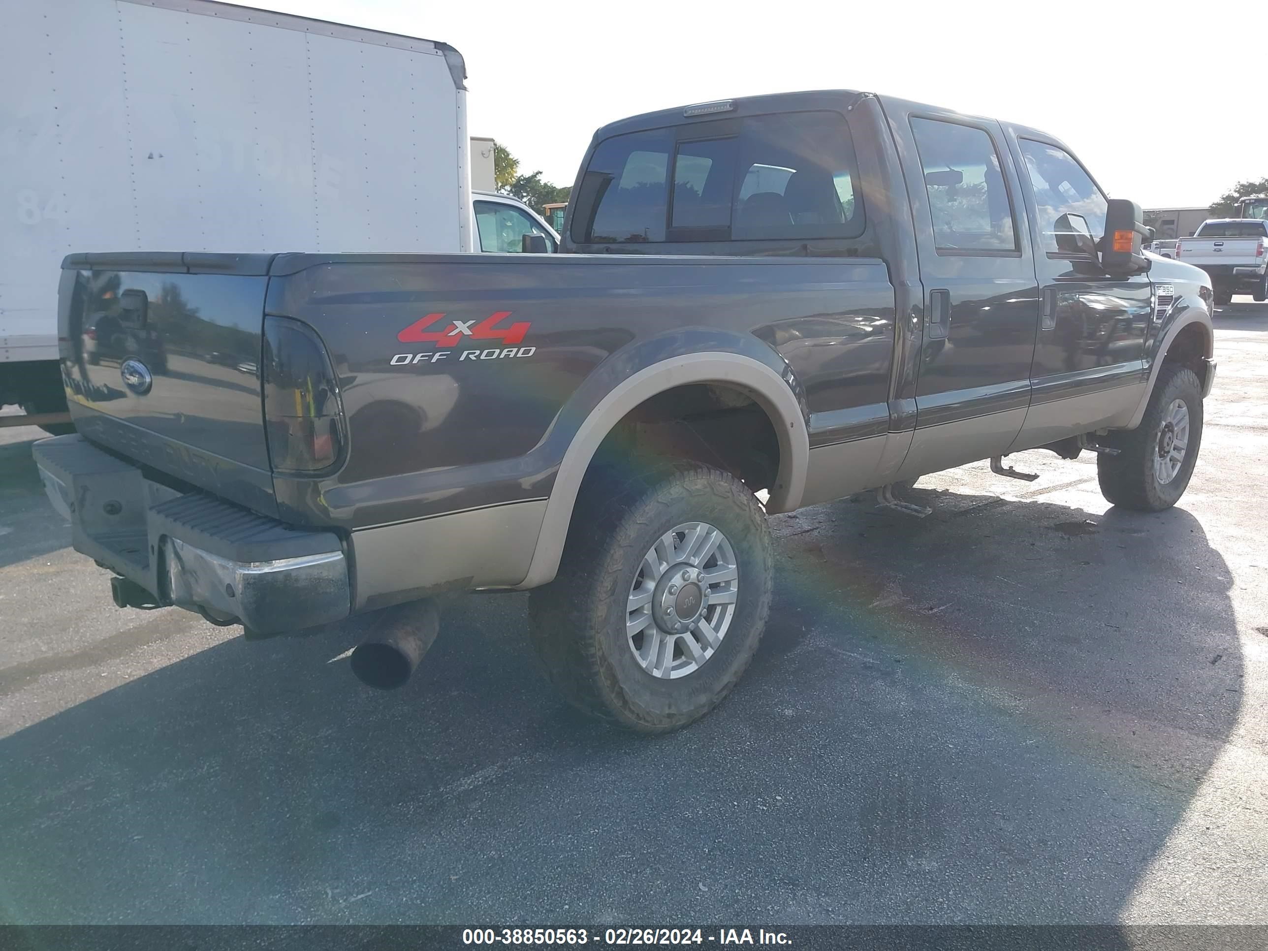 Photo 3 VIN: 1FTSW21R48ED48074 - FORD F250 